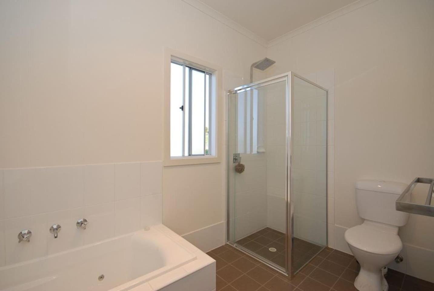 13 Olivebank - BYO Linen - Ocean Views