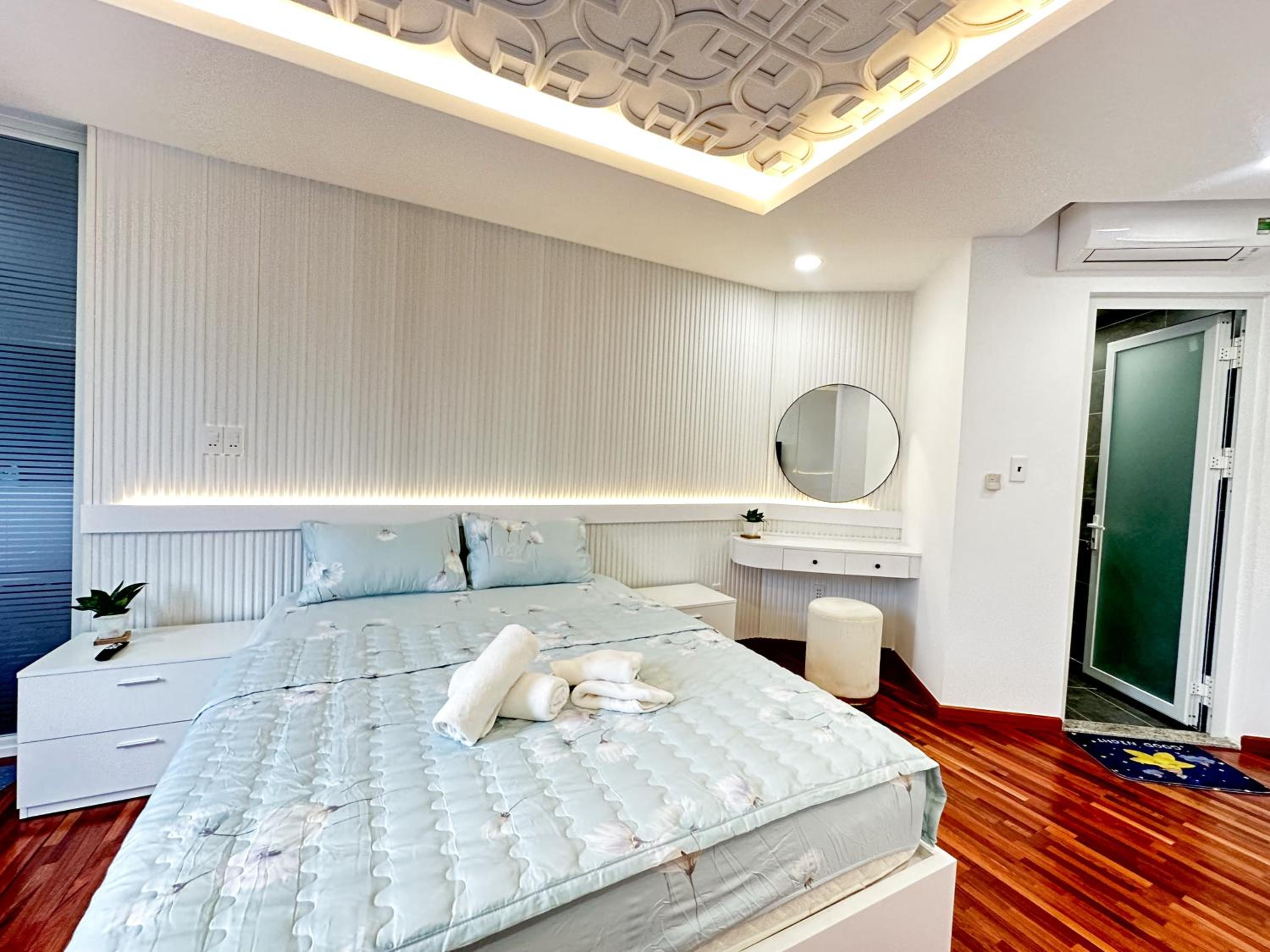 PVC Aparment, 1Brs in Dist 1 next to Bui Vien Street