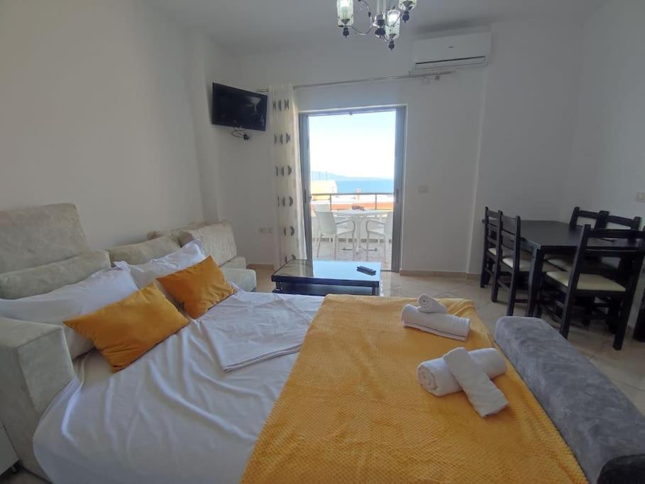 Yellow Perfekt Apartment- piękny widok na Korfu