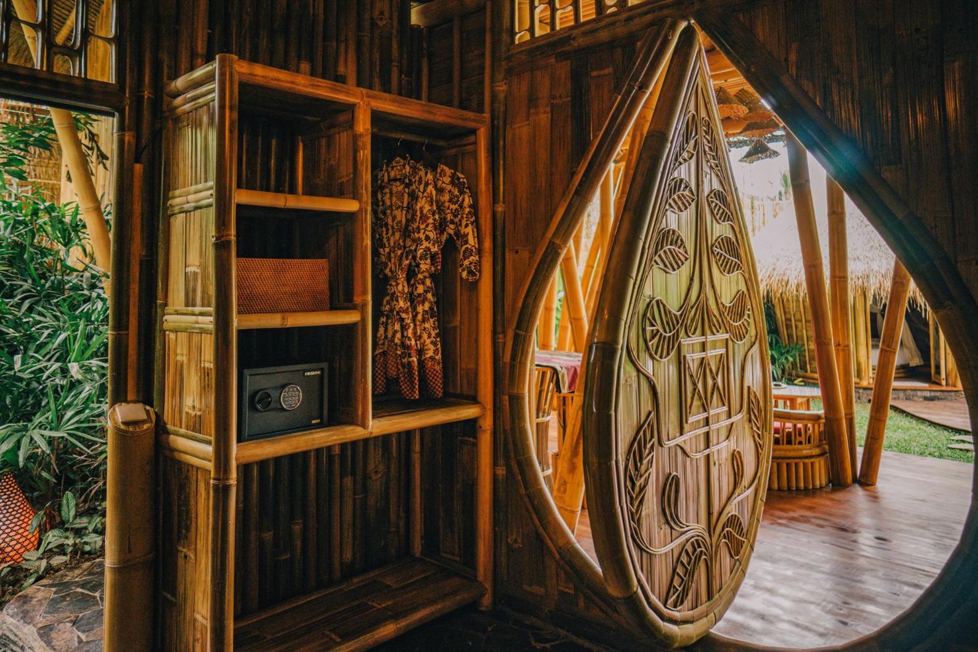 Balikayanas - Ellena House