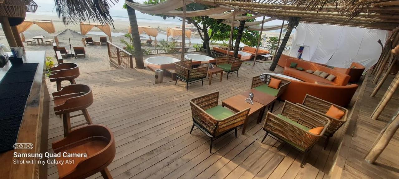 SinQ Beach Morjim