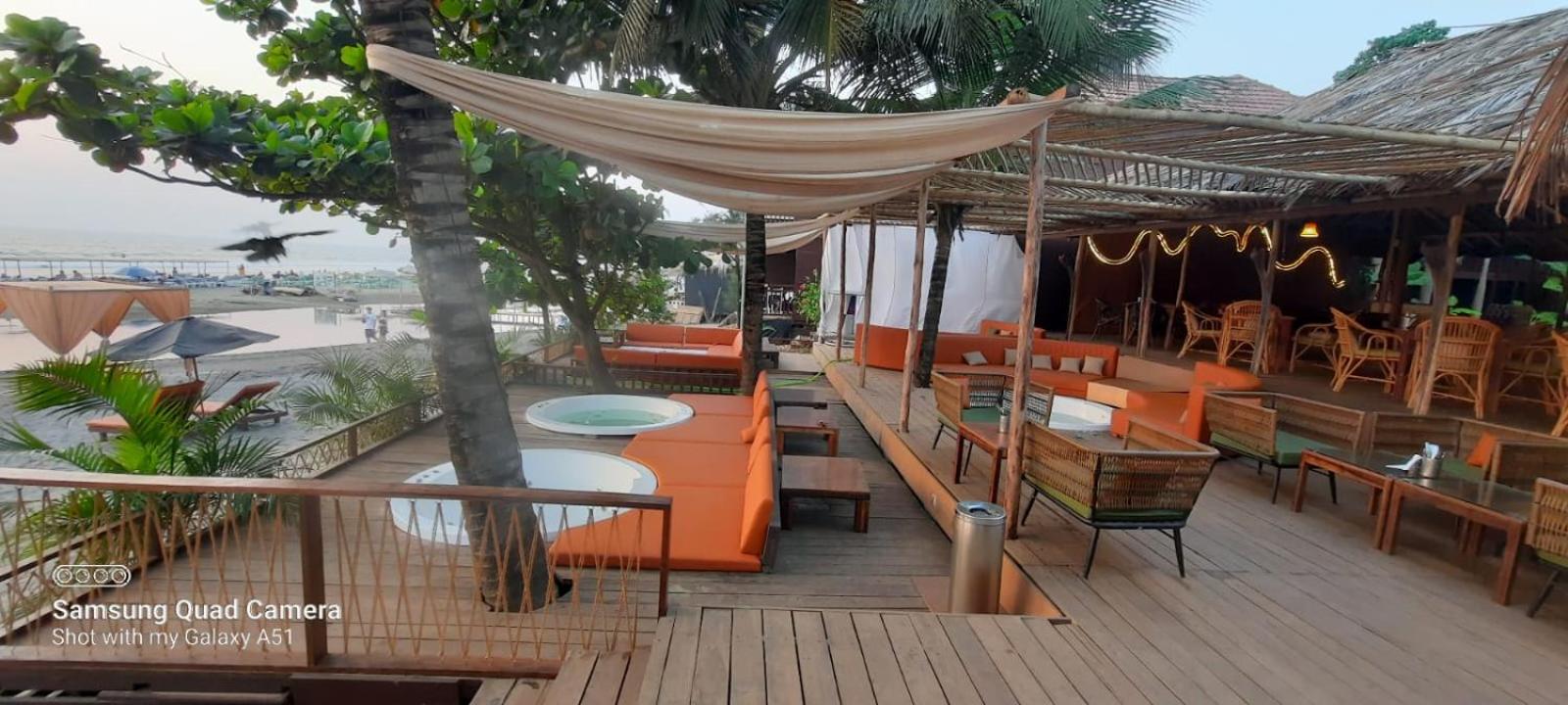 SinQ Beach Morjim