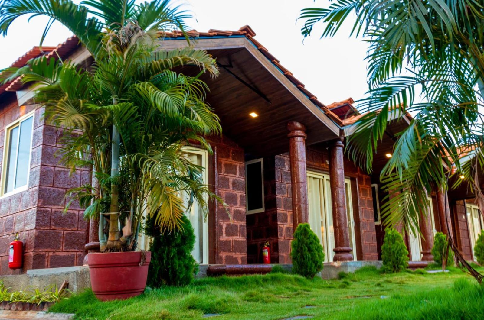 Rofinos Cottages view 3