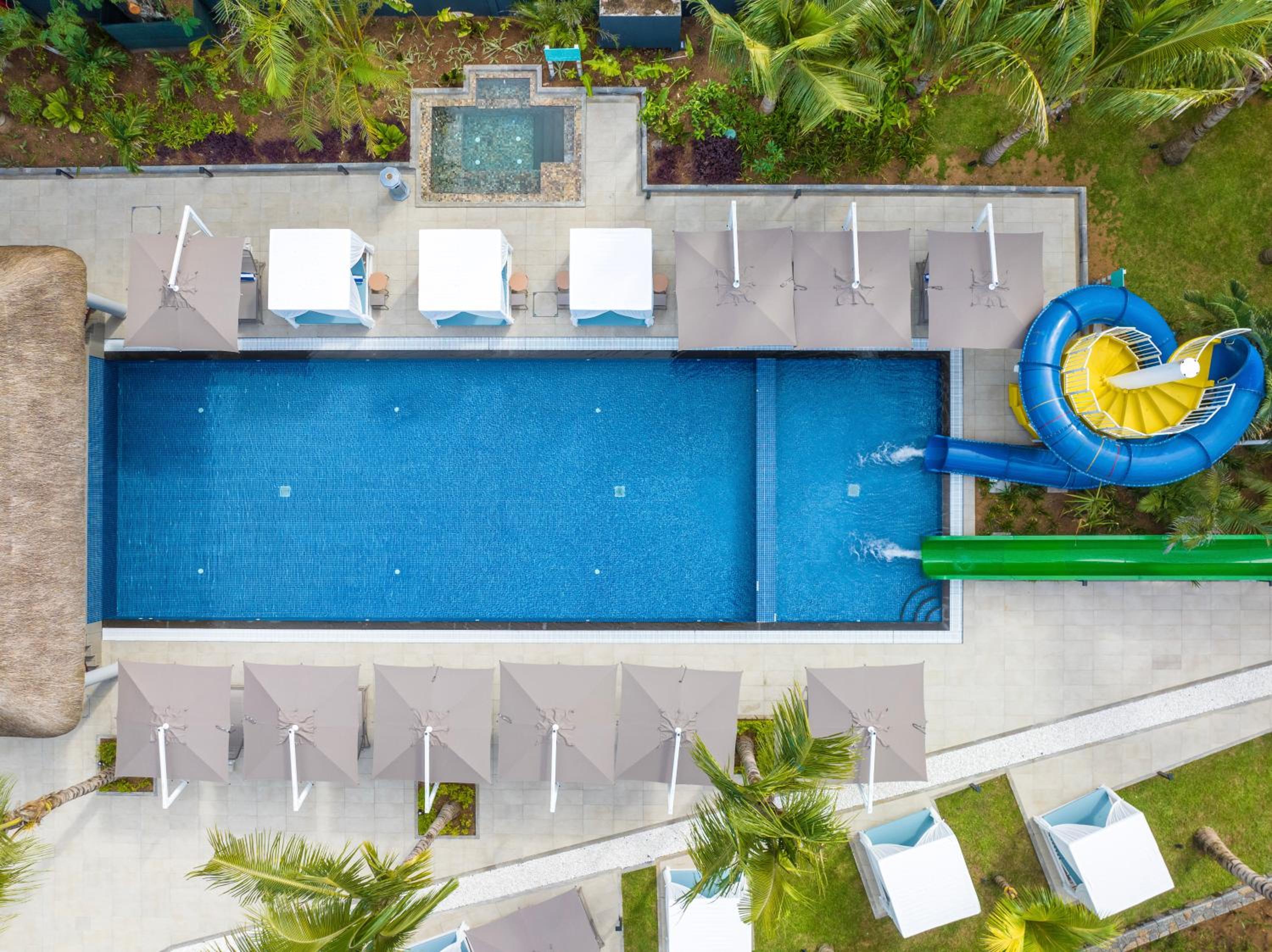Ocean's Creek Beach Hotel photo 3