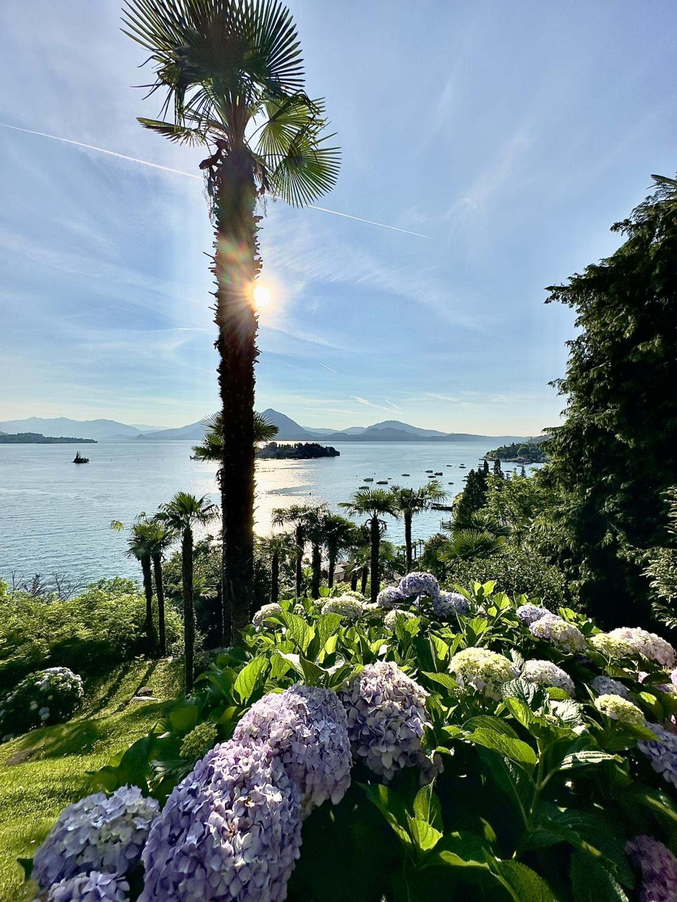 Appartamento vista Lago, giardino spiaggia a Stresa vista Isole Borromee e Golfo Borromeo - STRESAFLAT