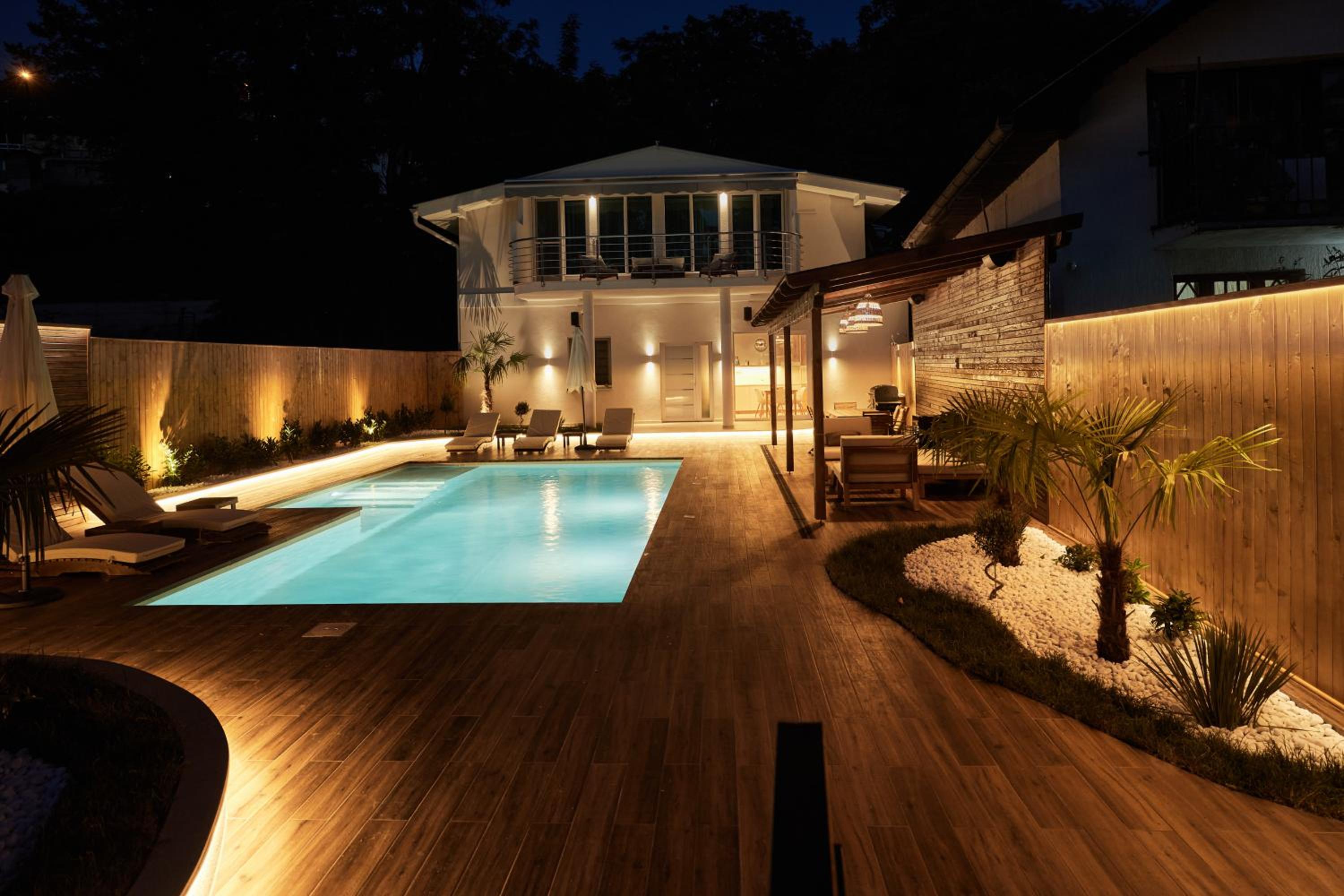 River Breeze House view 2