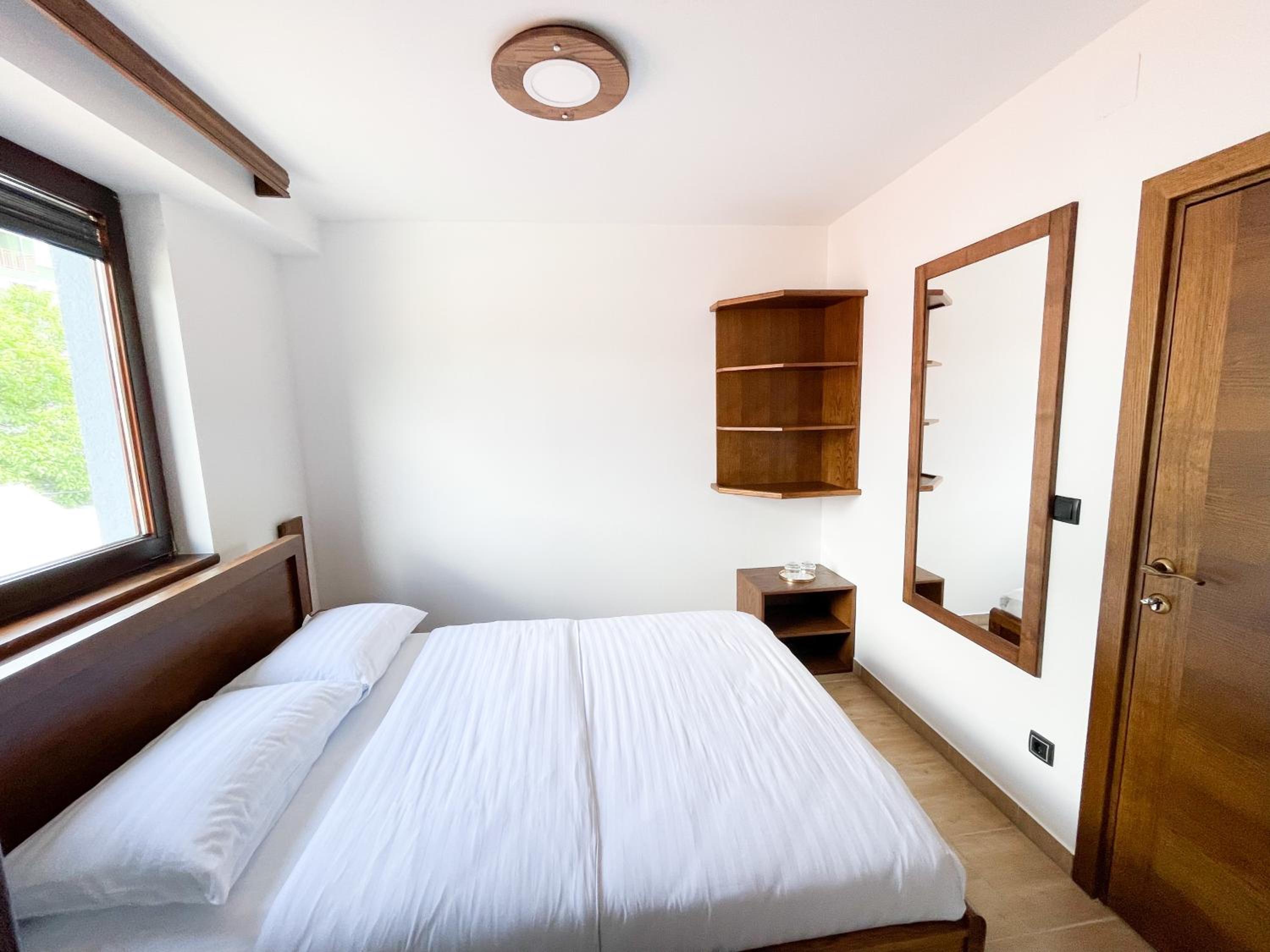 Apartments & Rooms Brijest