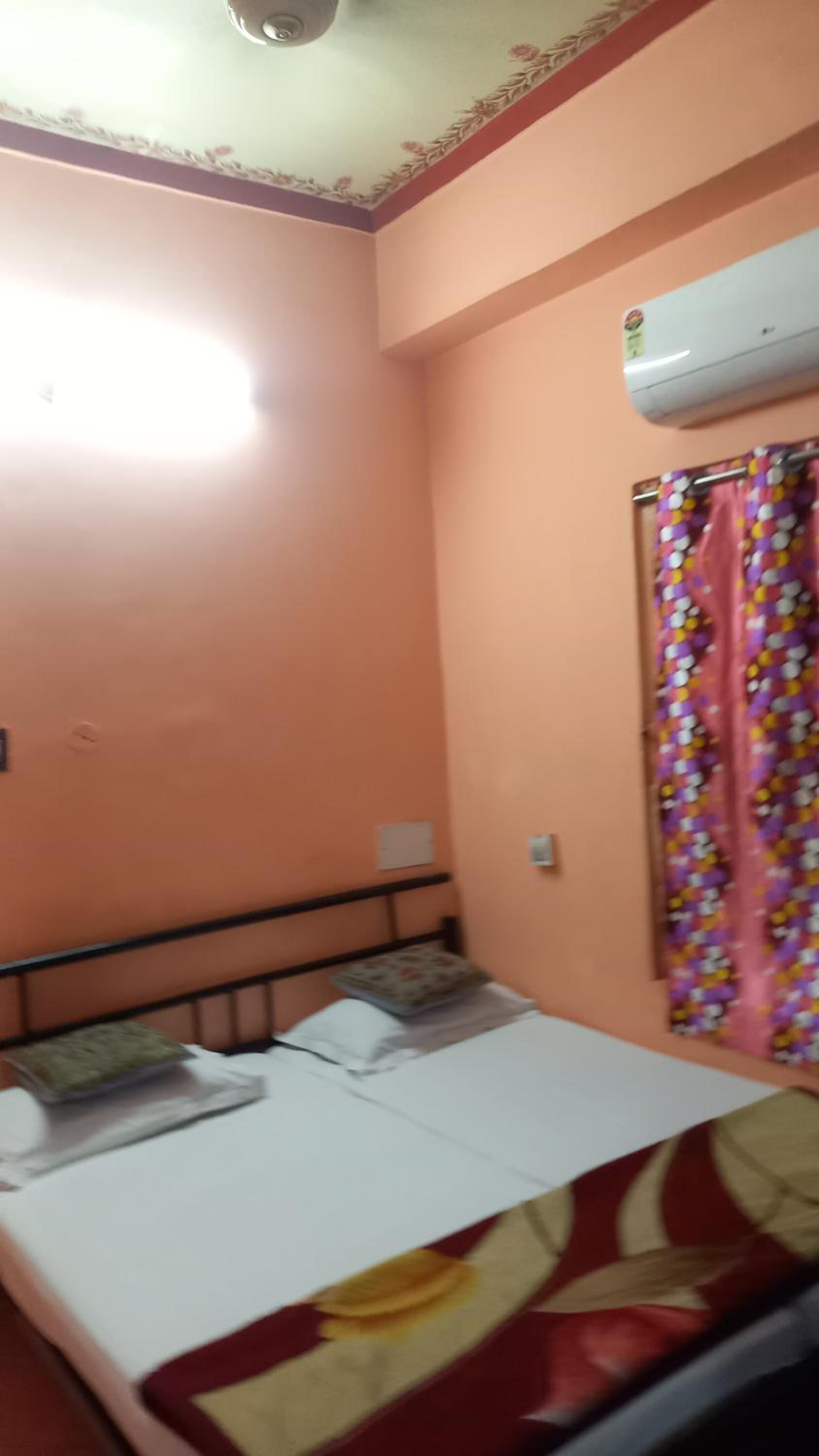 Govind Hotel