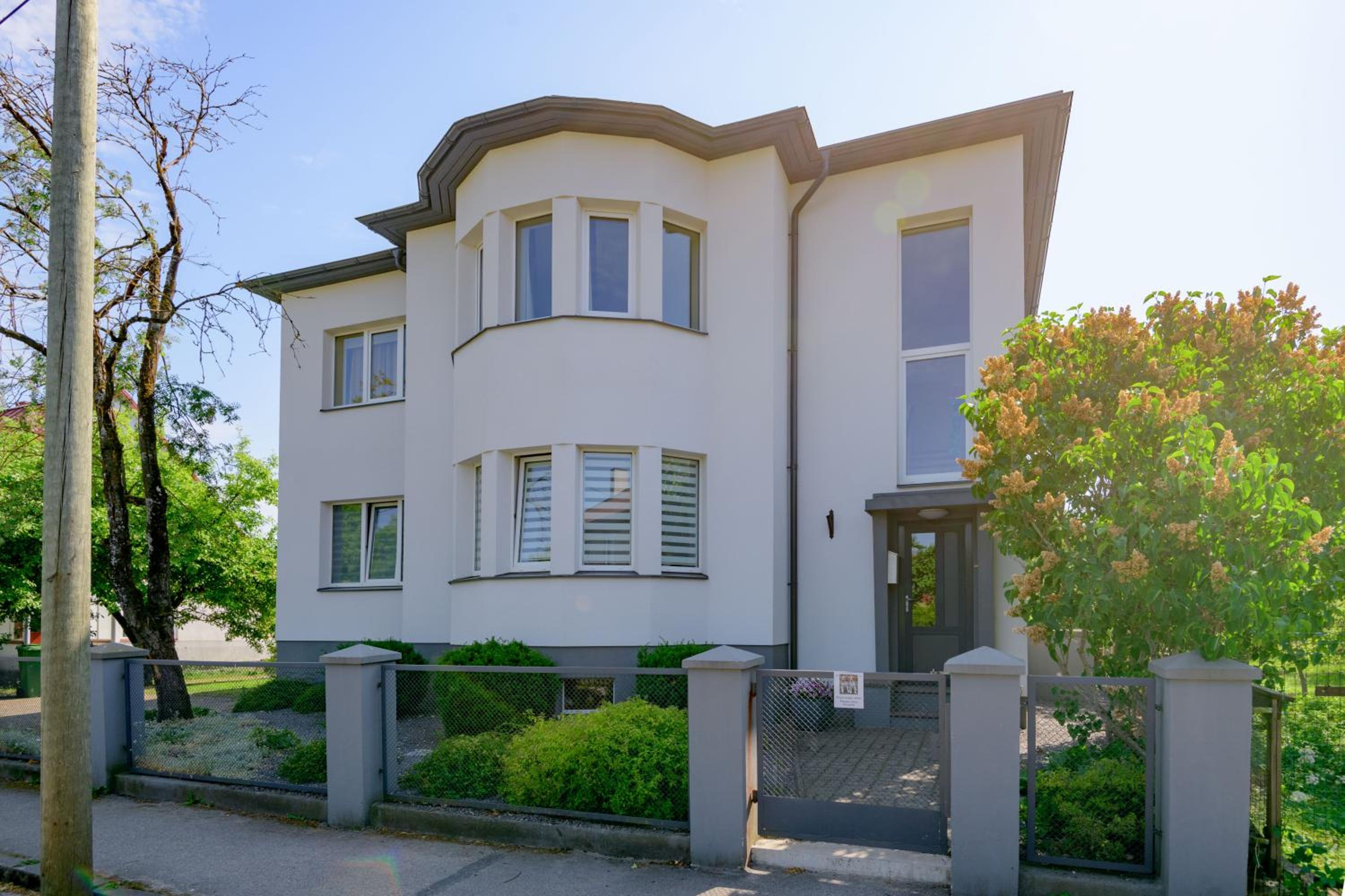 Raivet Apartment
