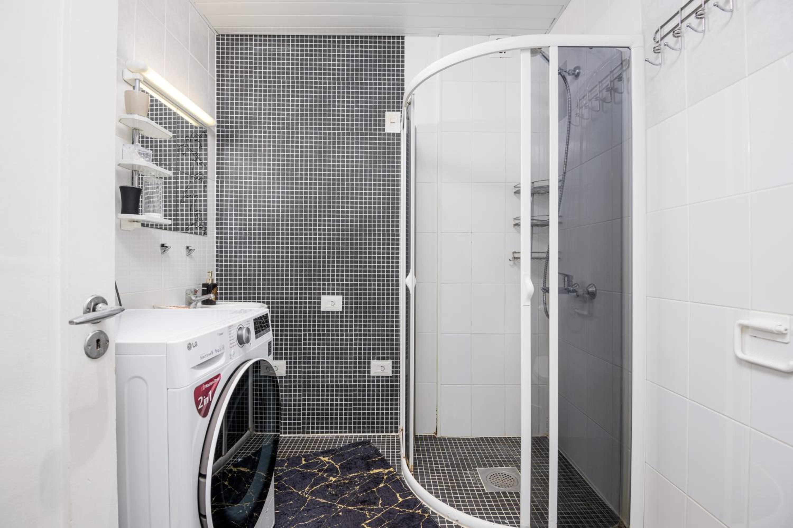 Raivet Apartment