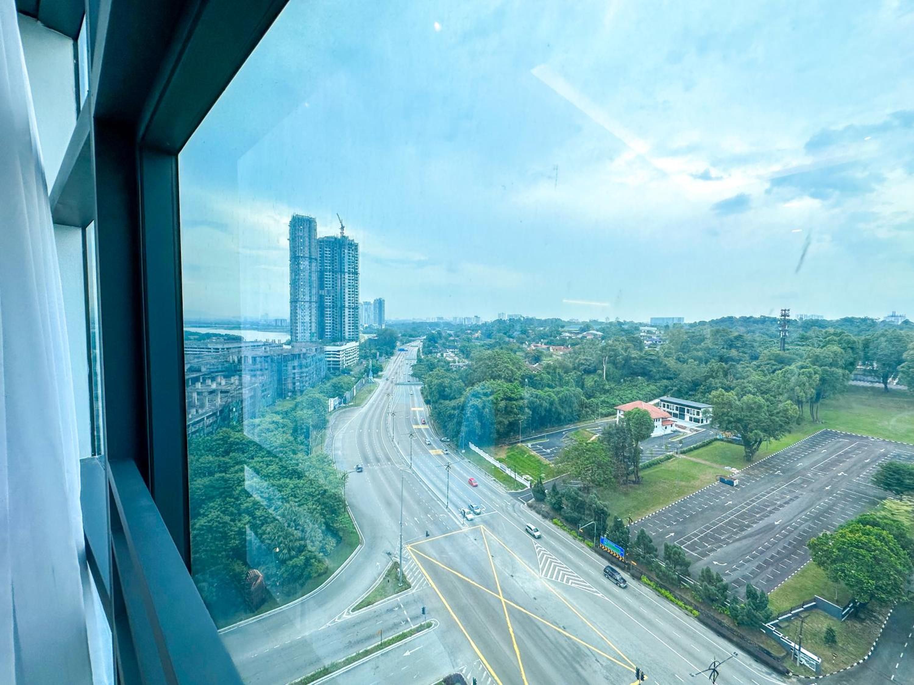 Country Garden Seaview Suite by Nest Home at Danga Bay