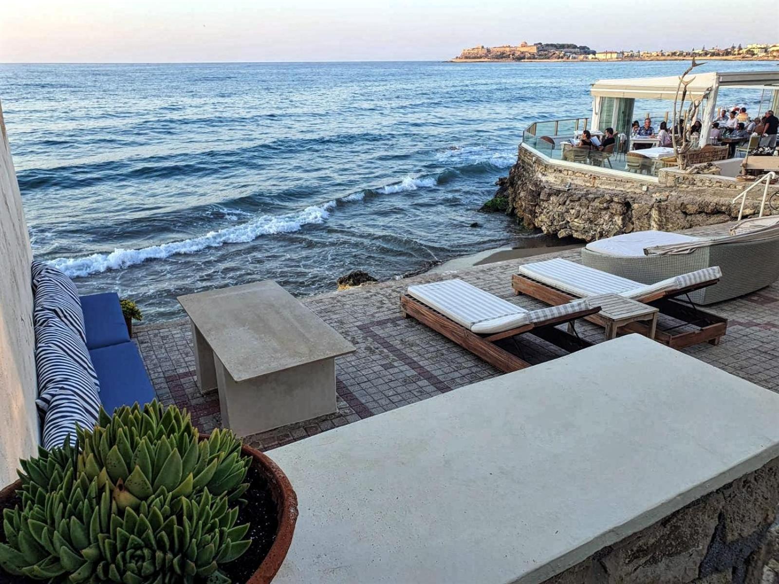 Thalassa Apartments