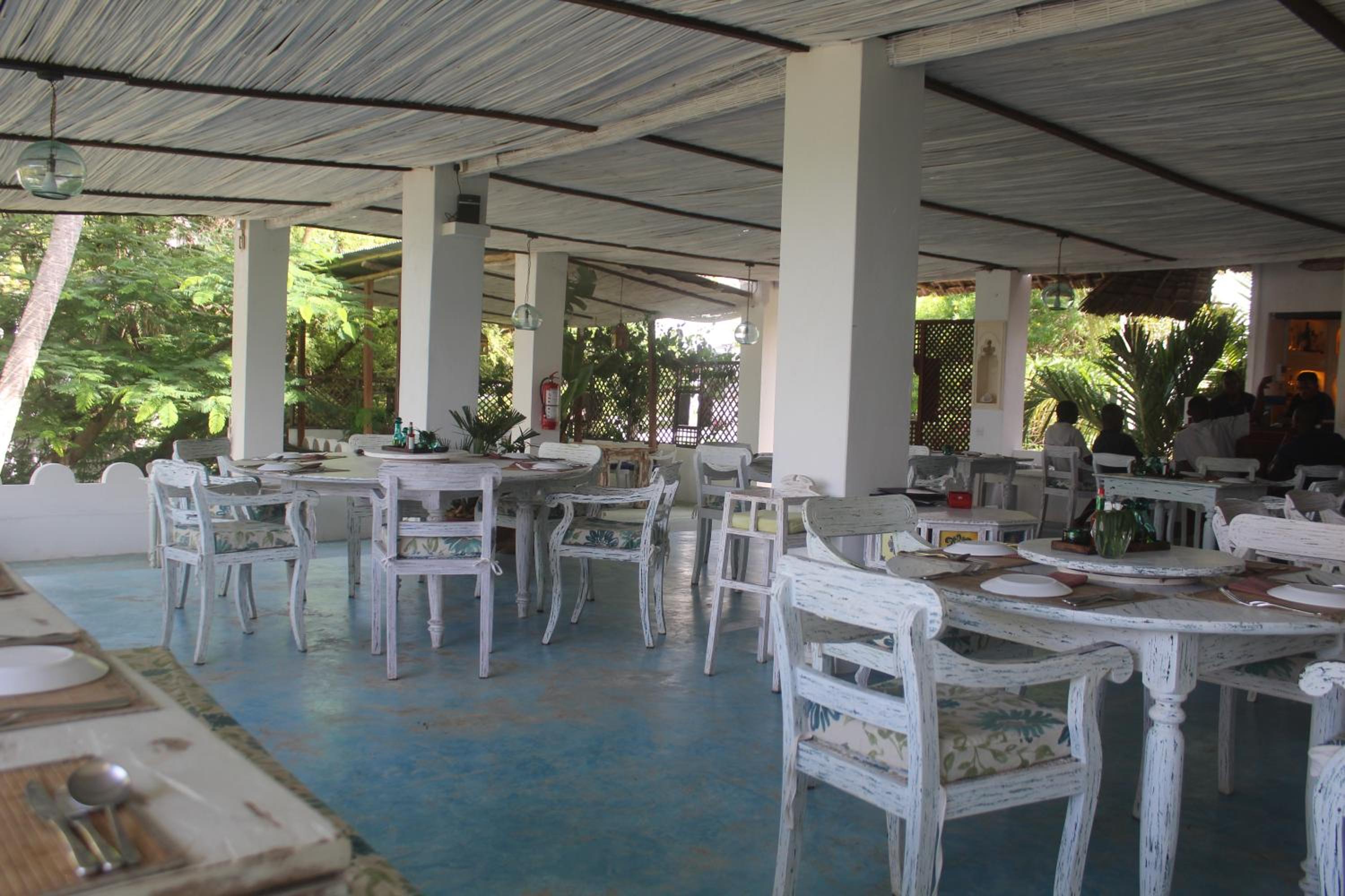 Kijani Hotel