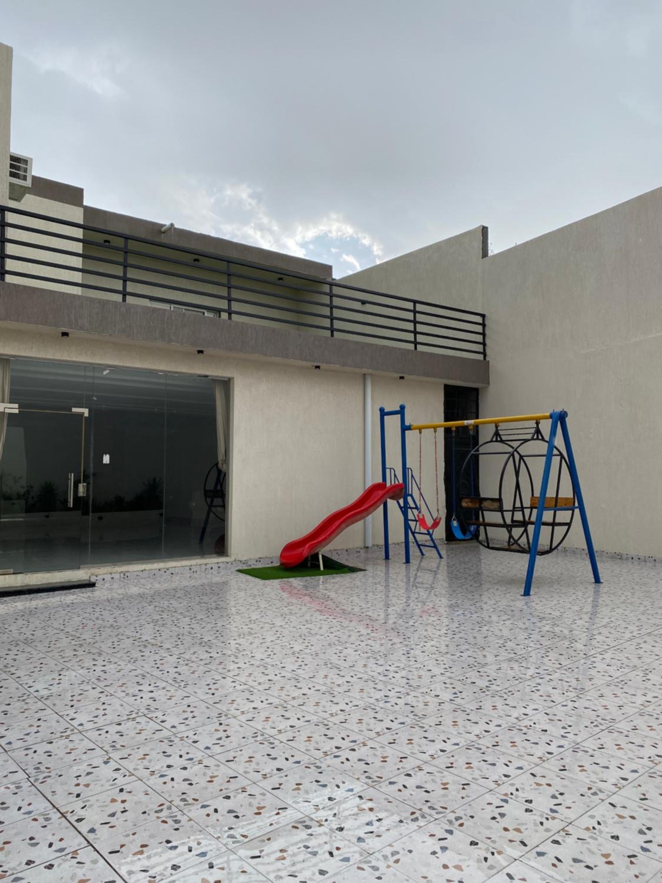 فيلا هابي نايت view 2