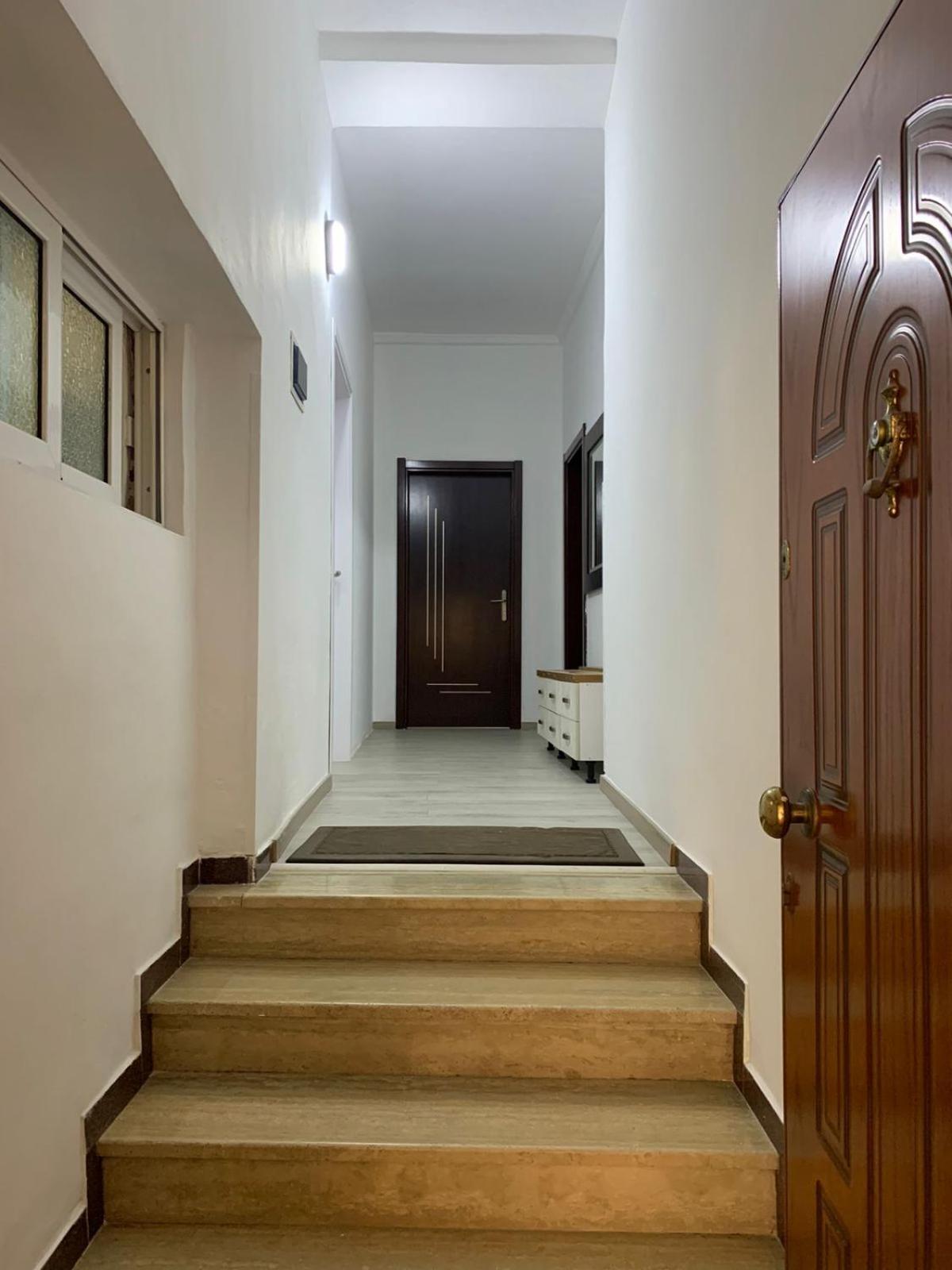 Dadaj Apartments