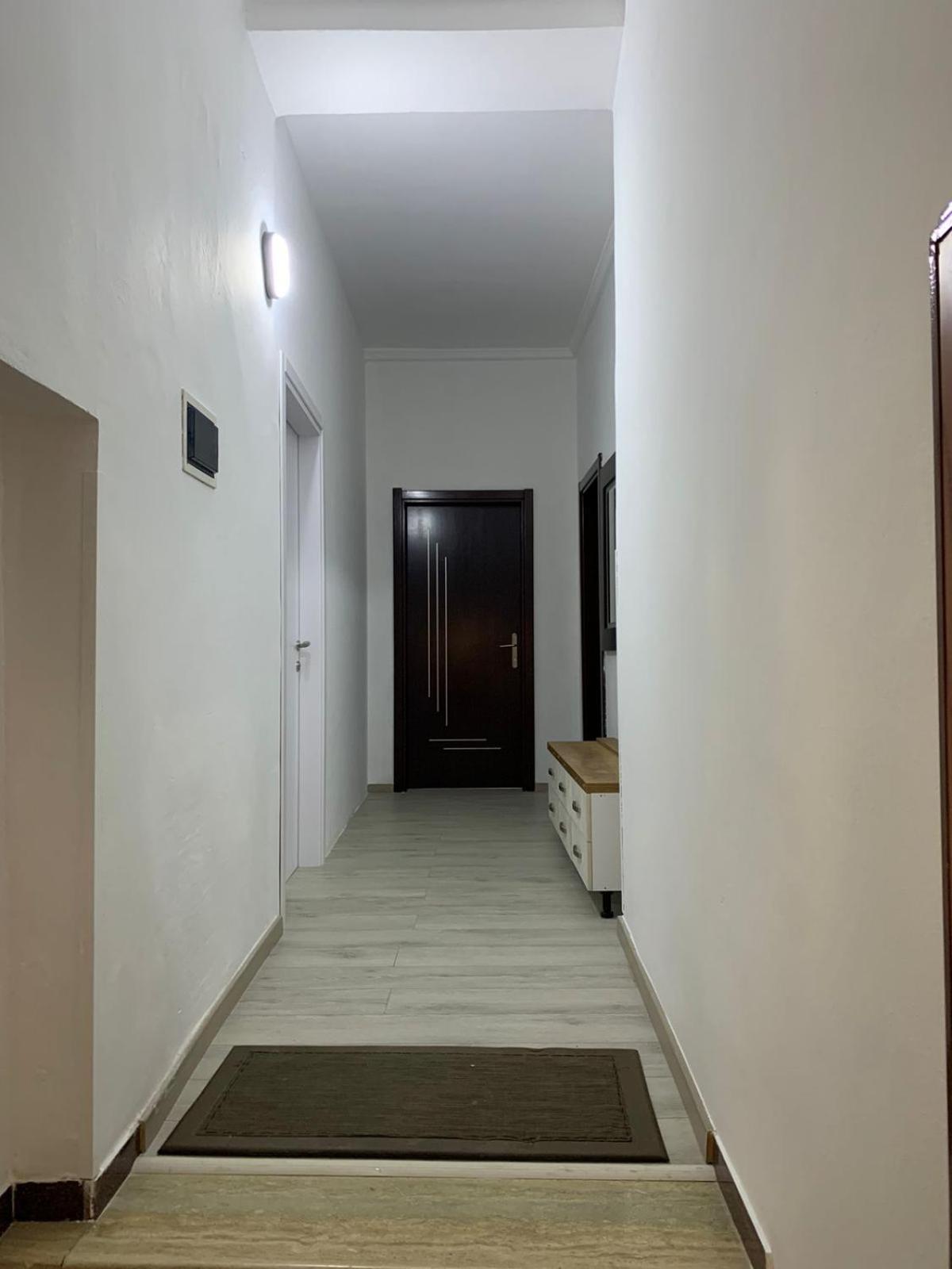 Dadaj Apartments