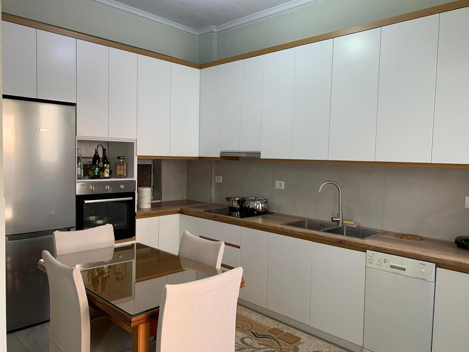 Dadaj Apartments