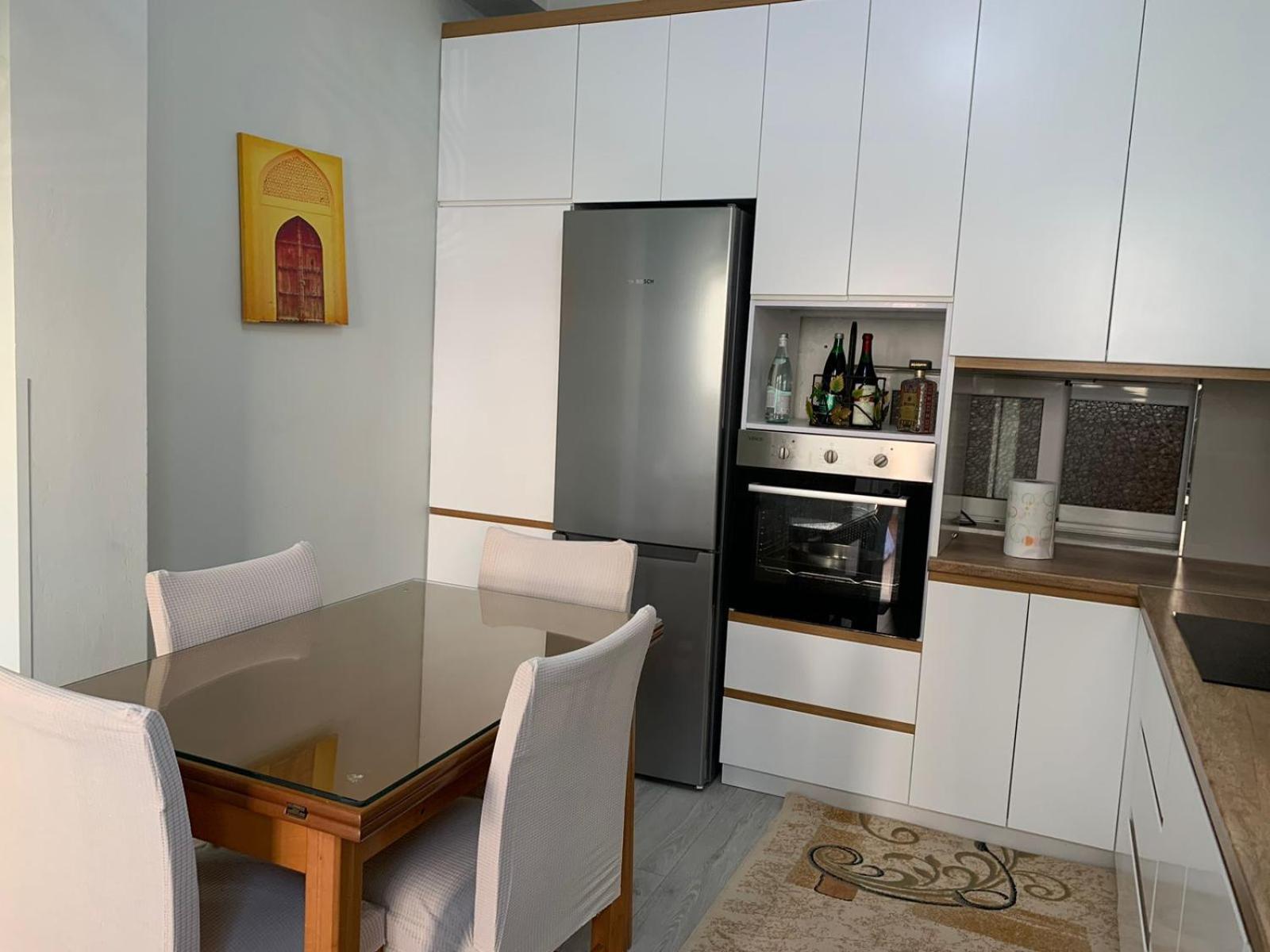 Dadaj Apartments