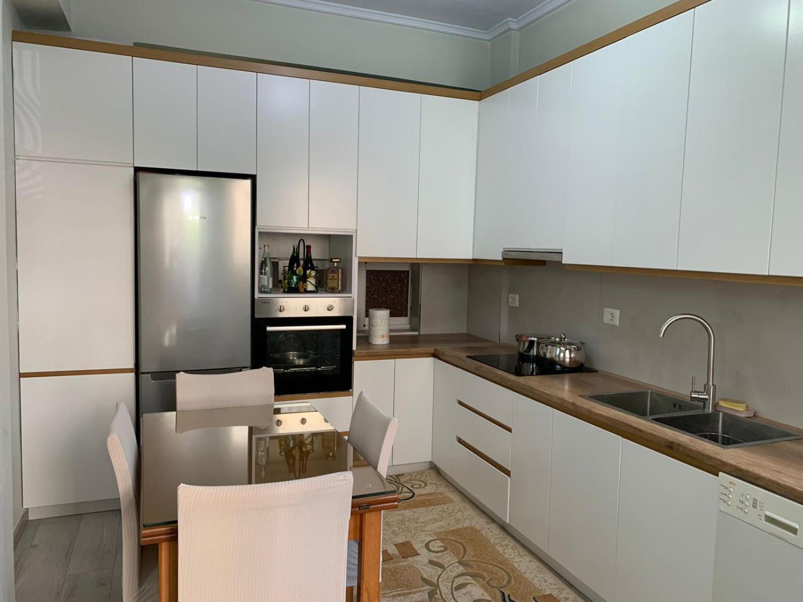Dadaj Apartments