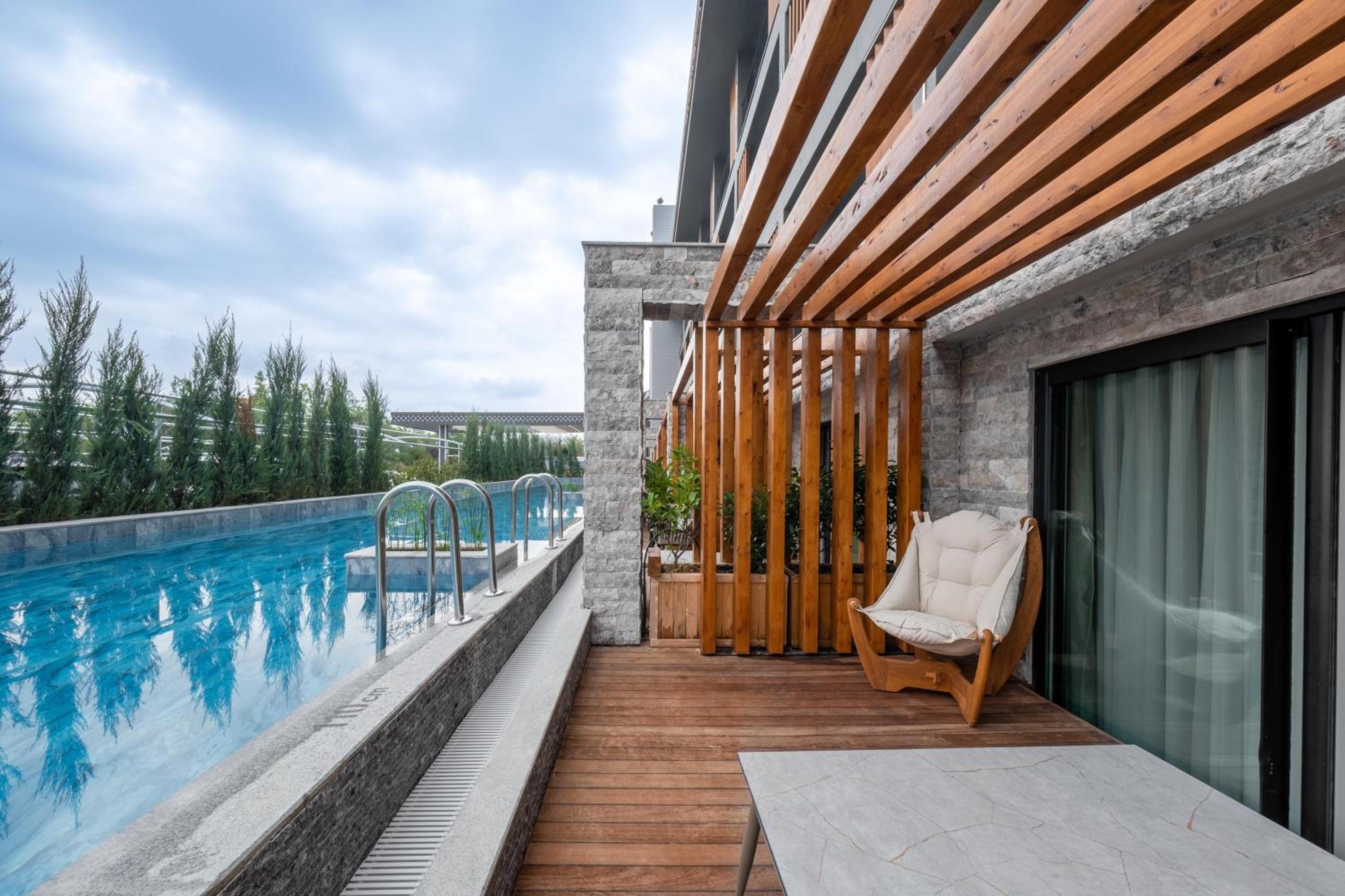 Lago Hotel