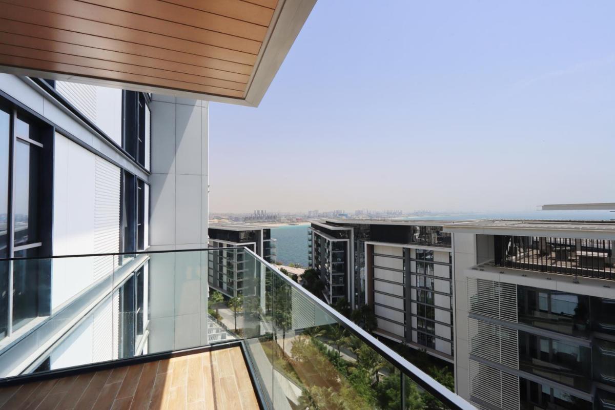 Bluewaters Island - High-Floor 1 Bedroom Suite by Livbnb