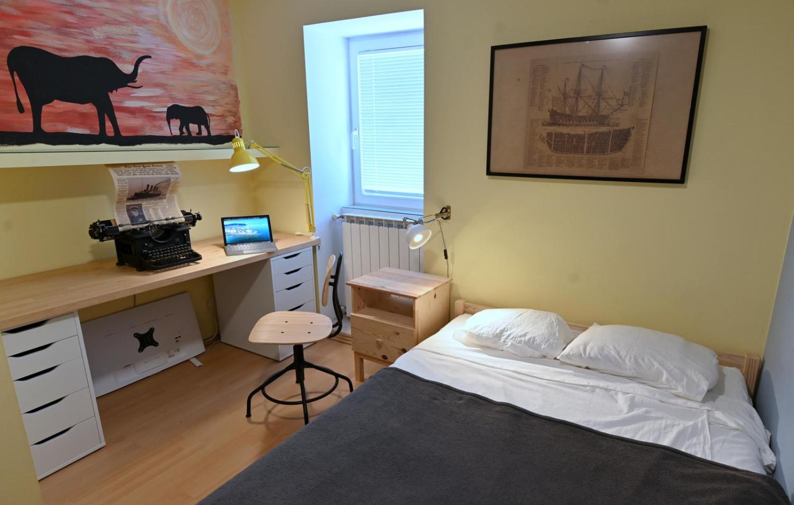 Captain's Cabin Piran - free parking view 5