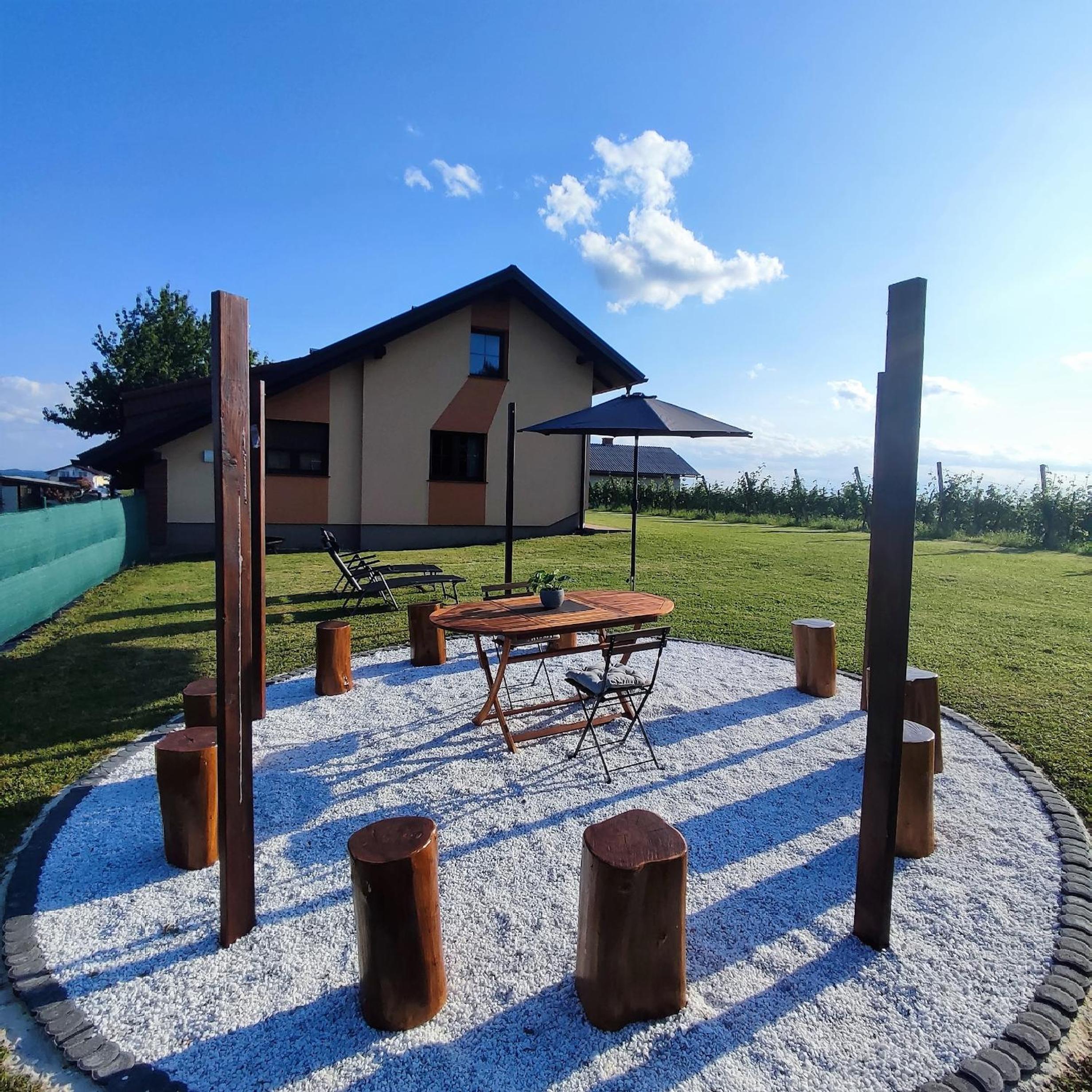 Guesthouse and Wellness VINEA
