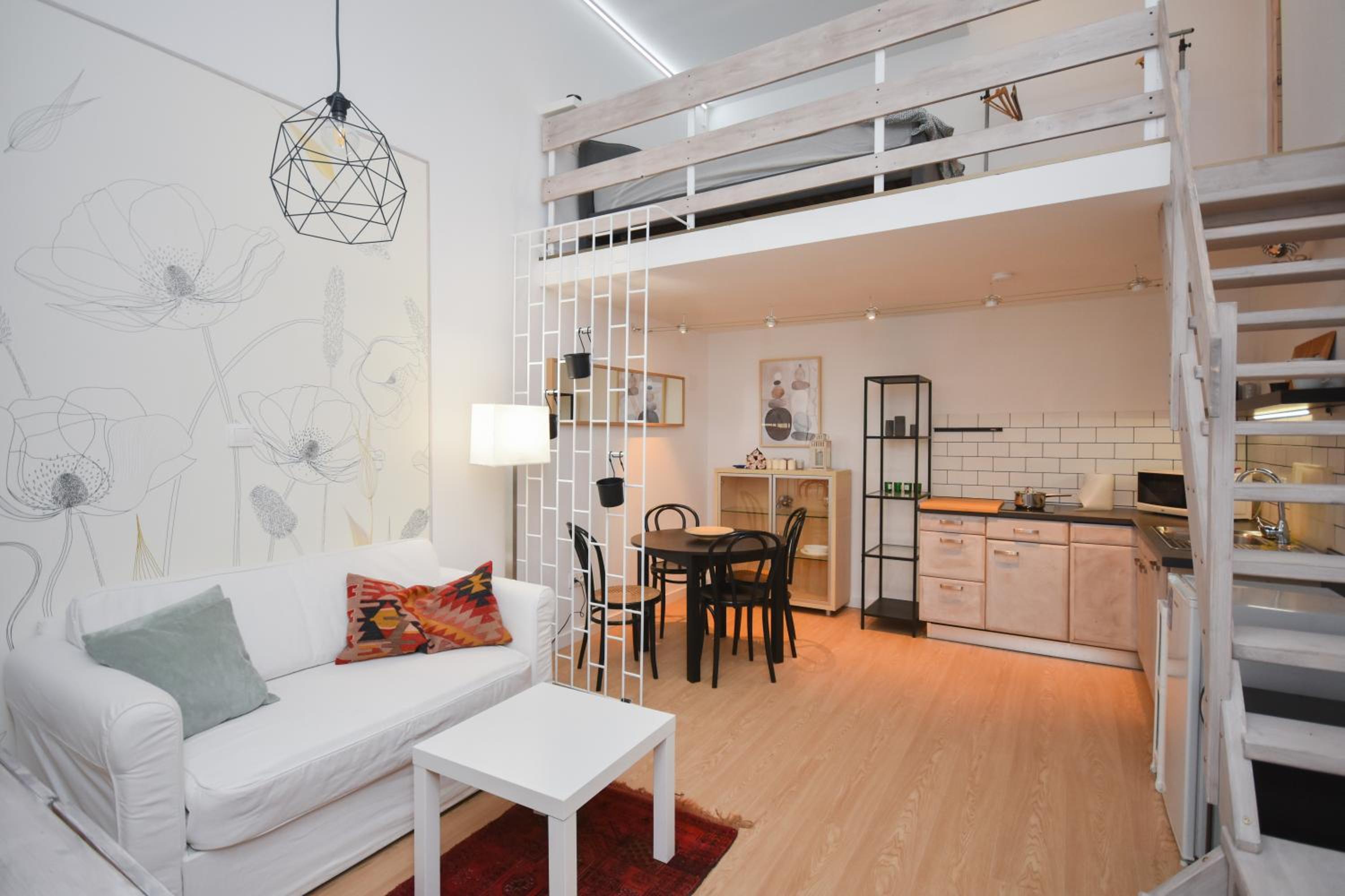 Stylish home in downtown Budapest for 2-4 people view 4
