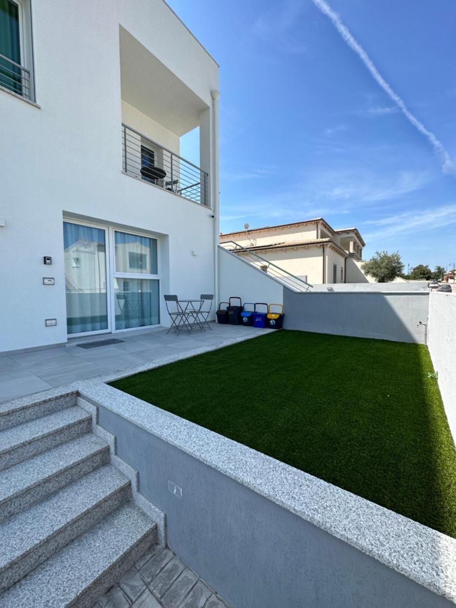 Artemisia Home