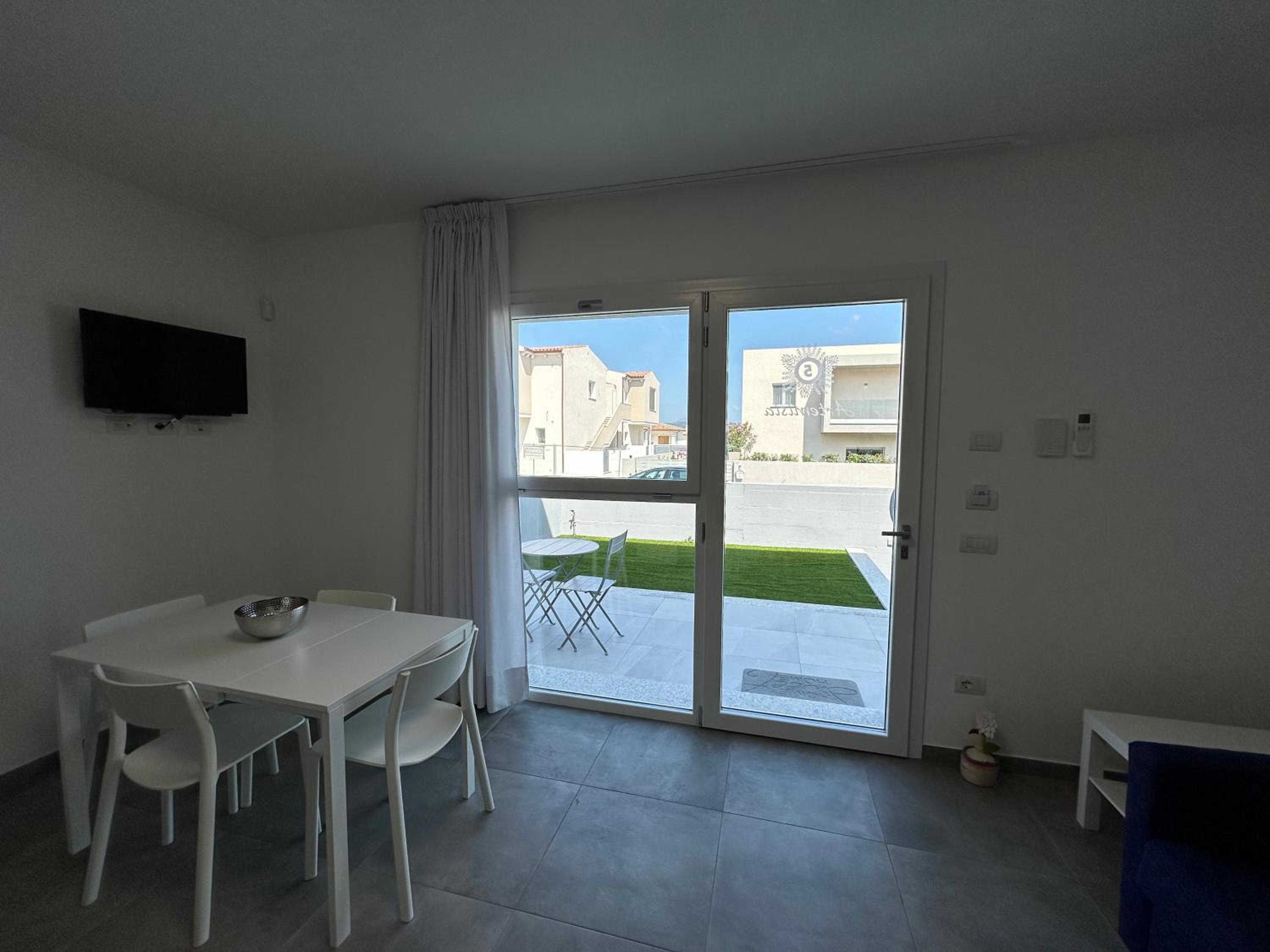 Artemisia Home