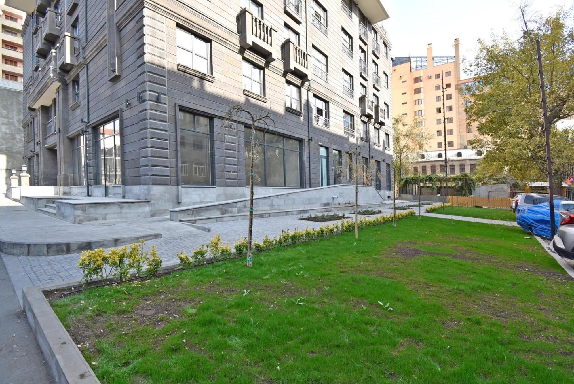 Koghbatsi street, 1 bedroom Modern, New Euro Renovated apartment KO1677