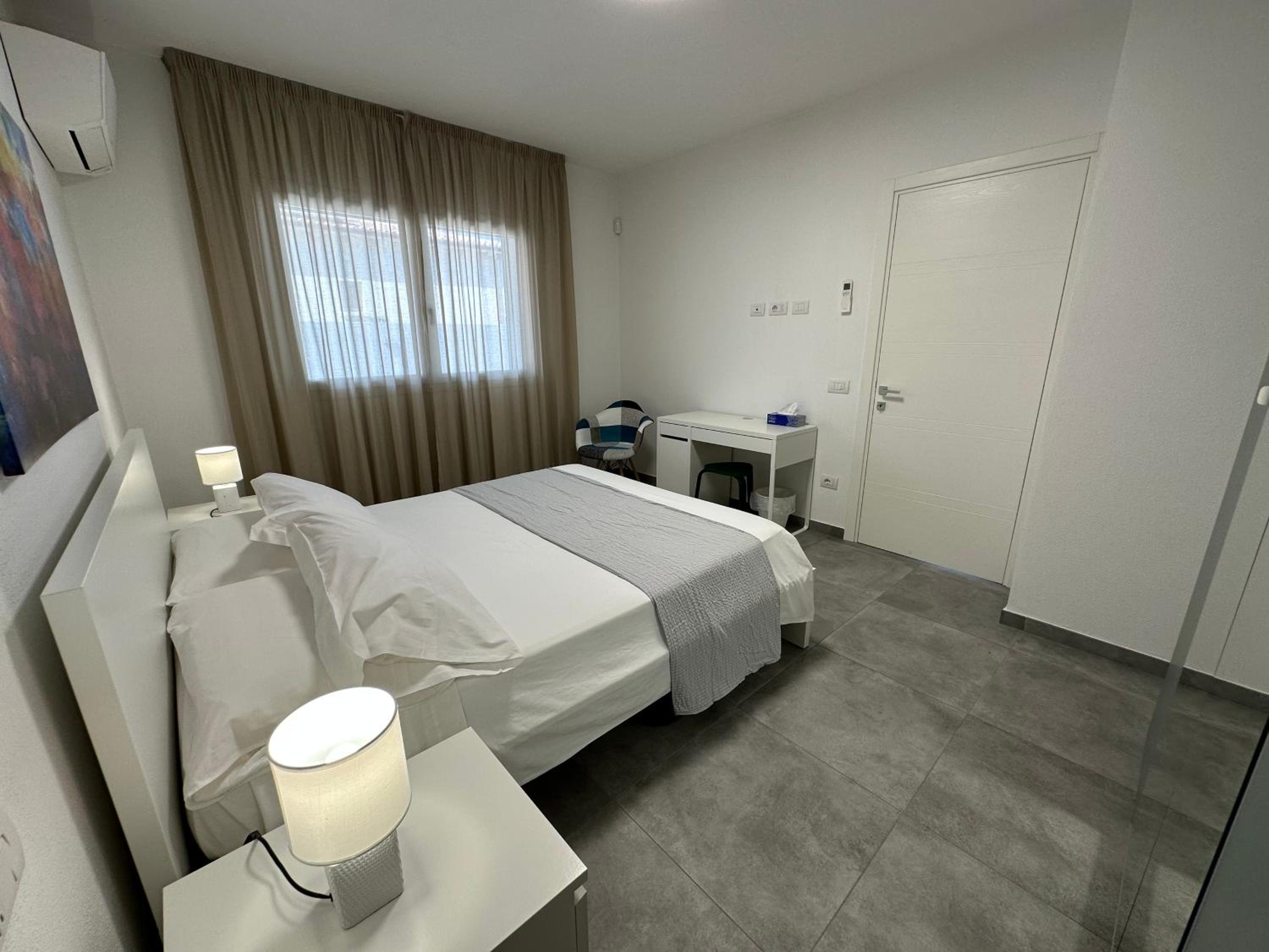 Artemisia Home