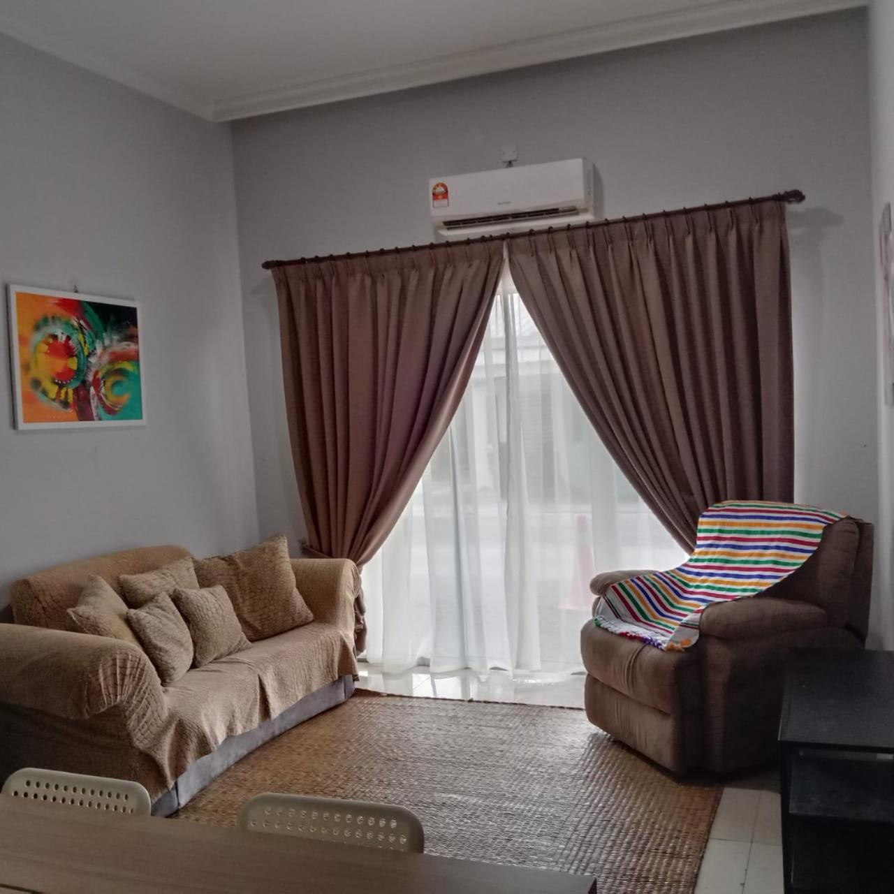 Meru Homestay suitable for up to 7 people photo 8