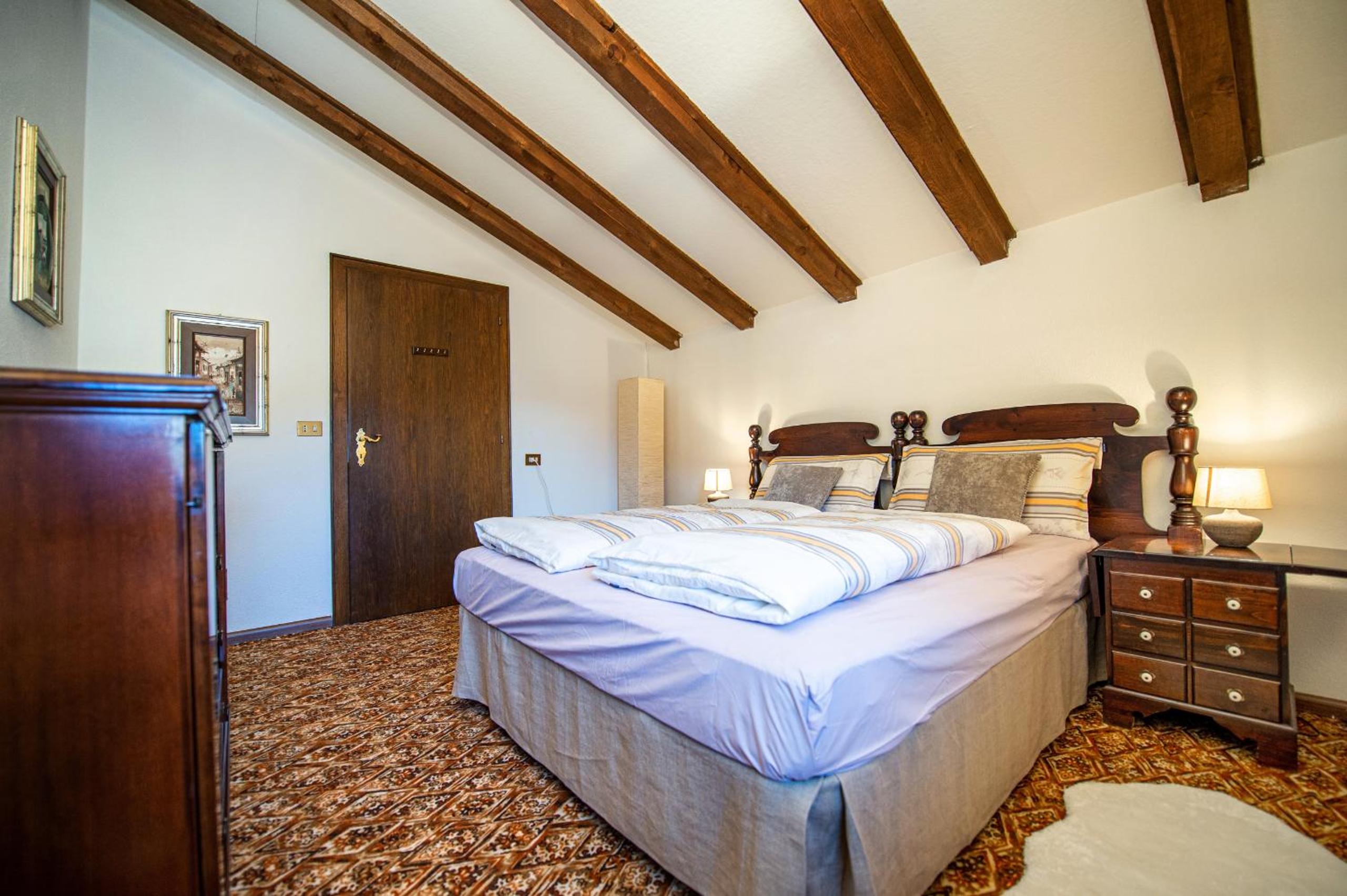 Apartments Raphael
