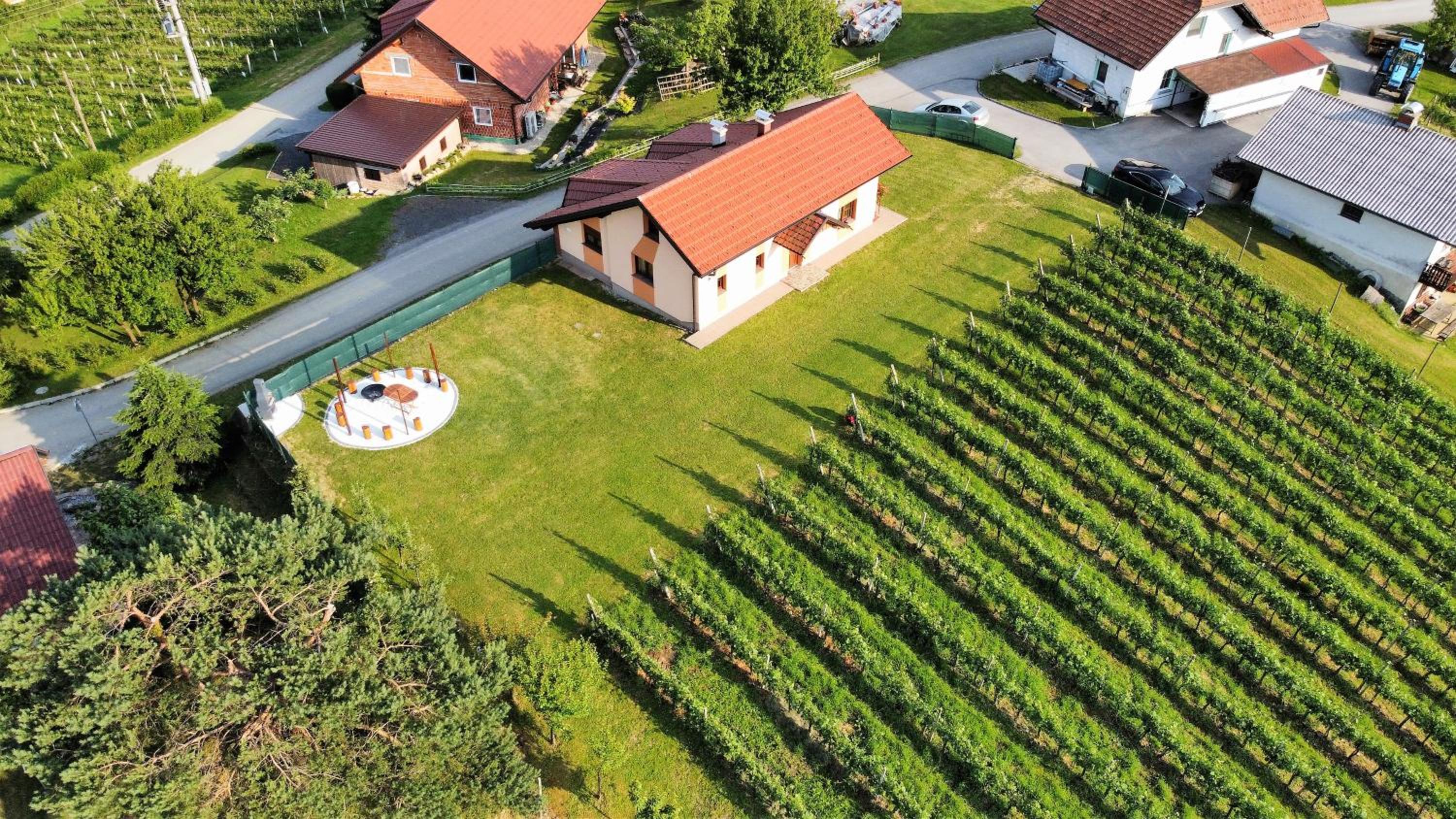 Guesthouse and Wellness VINEA