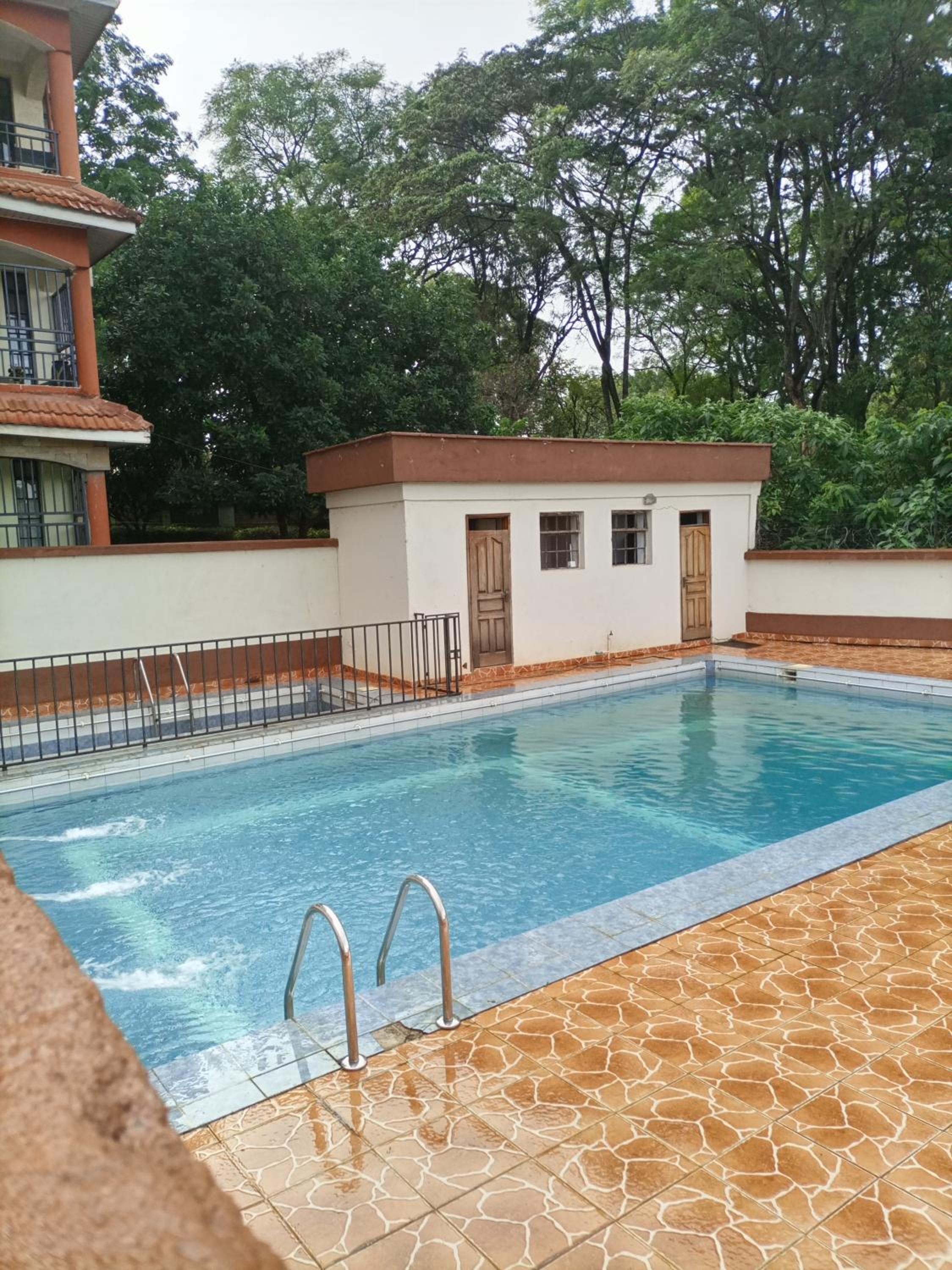 Cossy P 3bedroom apartment