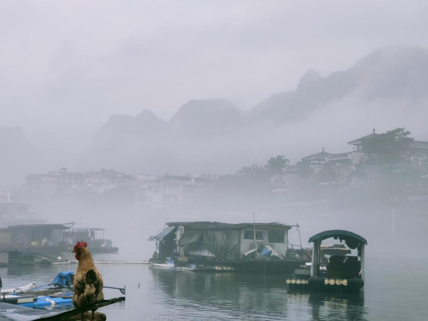 Yangshuo Eden's Social Guesthouse - Wake up to a hearty Western breakfast & fresh craft coffee & night beers & outdoor activities