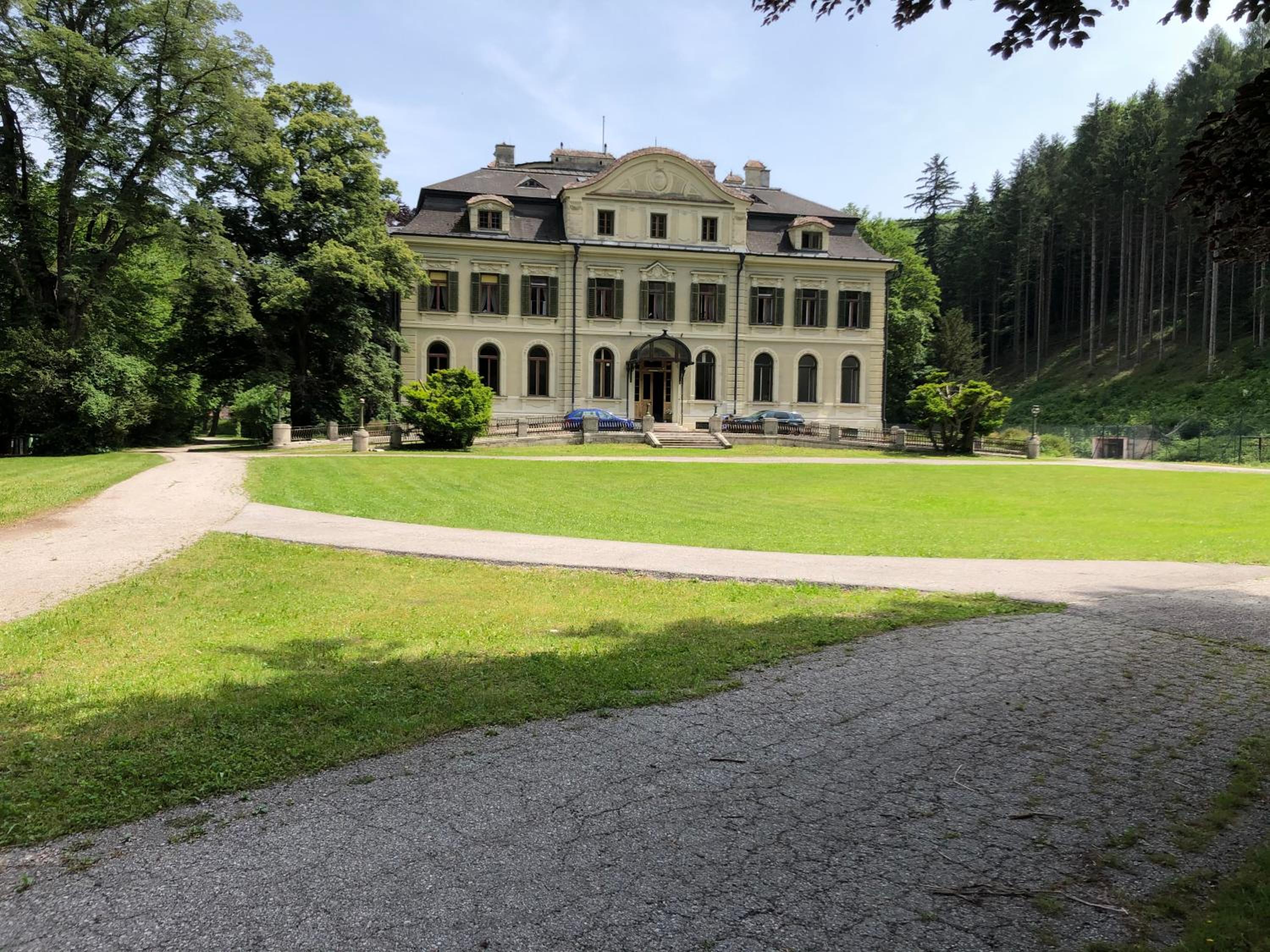 Herrnhof