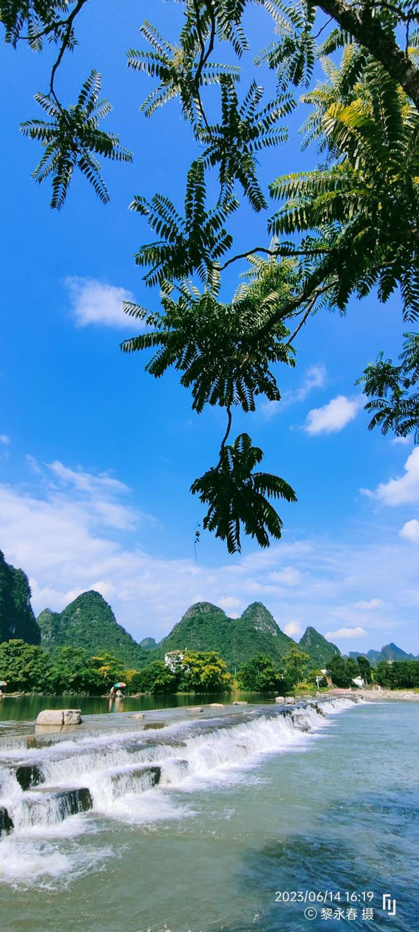 Yangshuo Eden's Social Guesthouse - Wake up to a hearty Western breakfast & fresh craft coffee & night beers & outdoor activities