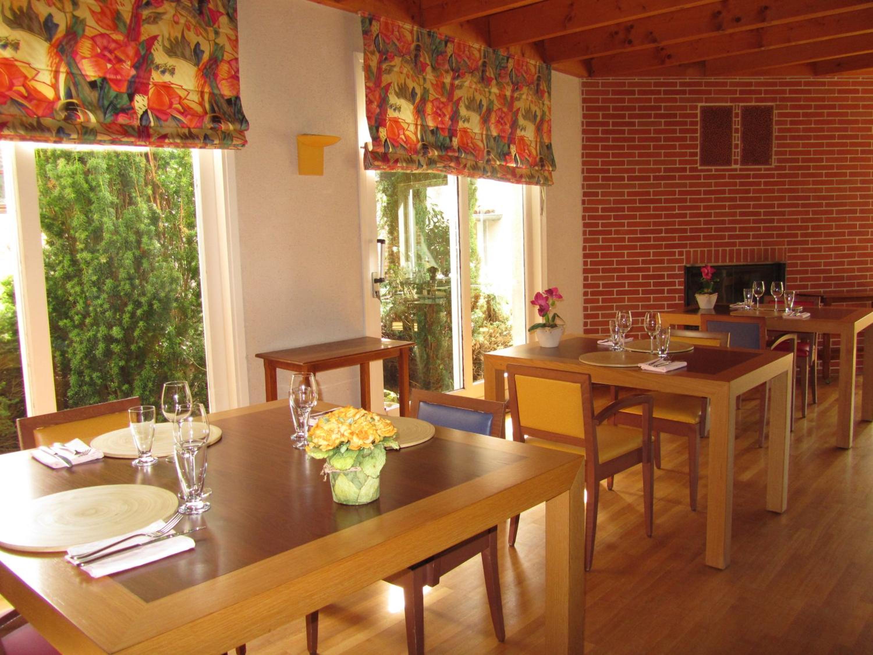 restaurant