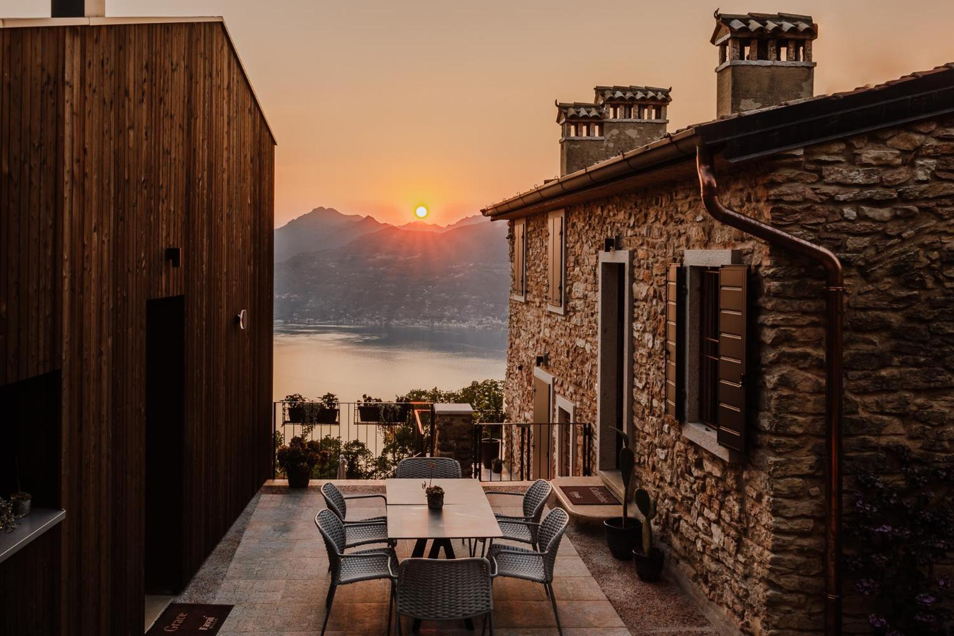 FAVAI HILLS your secret hideaway view 3