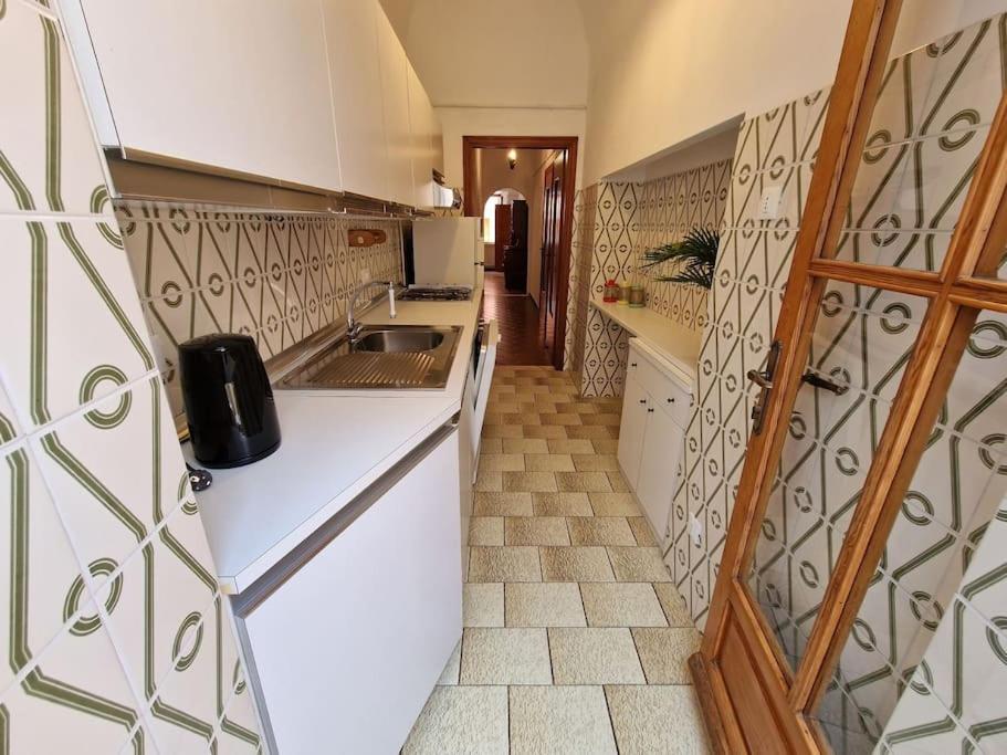Silver Sands Finale Ligure - Traditional Apartment - 4 beds & Terrace by the Beach view 5