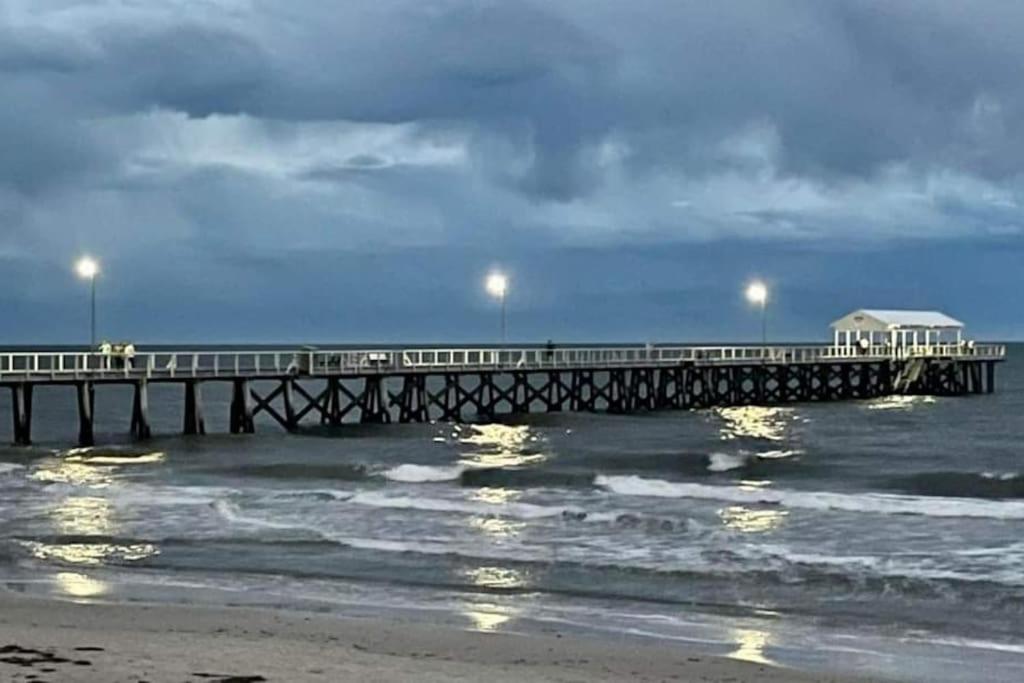 The Sea Haven 200m to Henley Beach