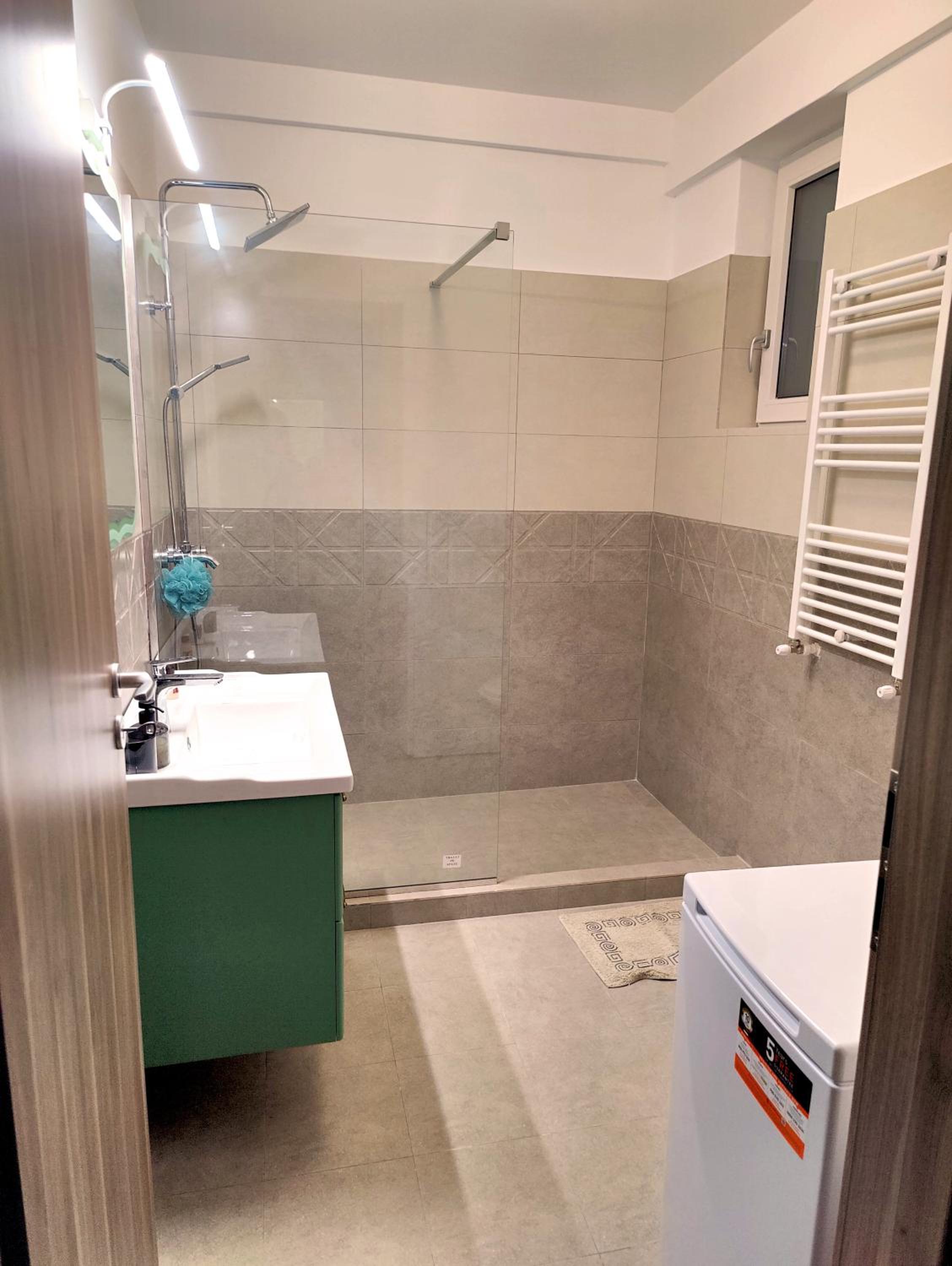 23 Valuri, 2 camere, 2 băi