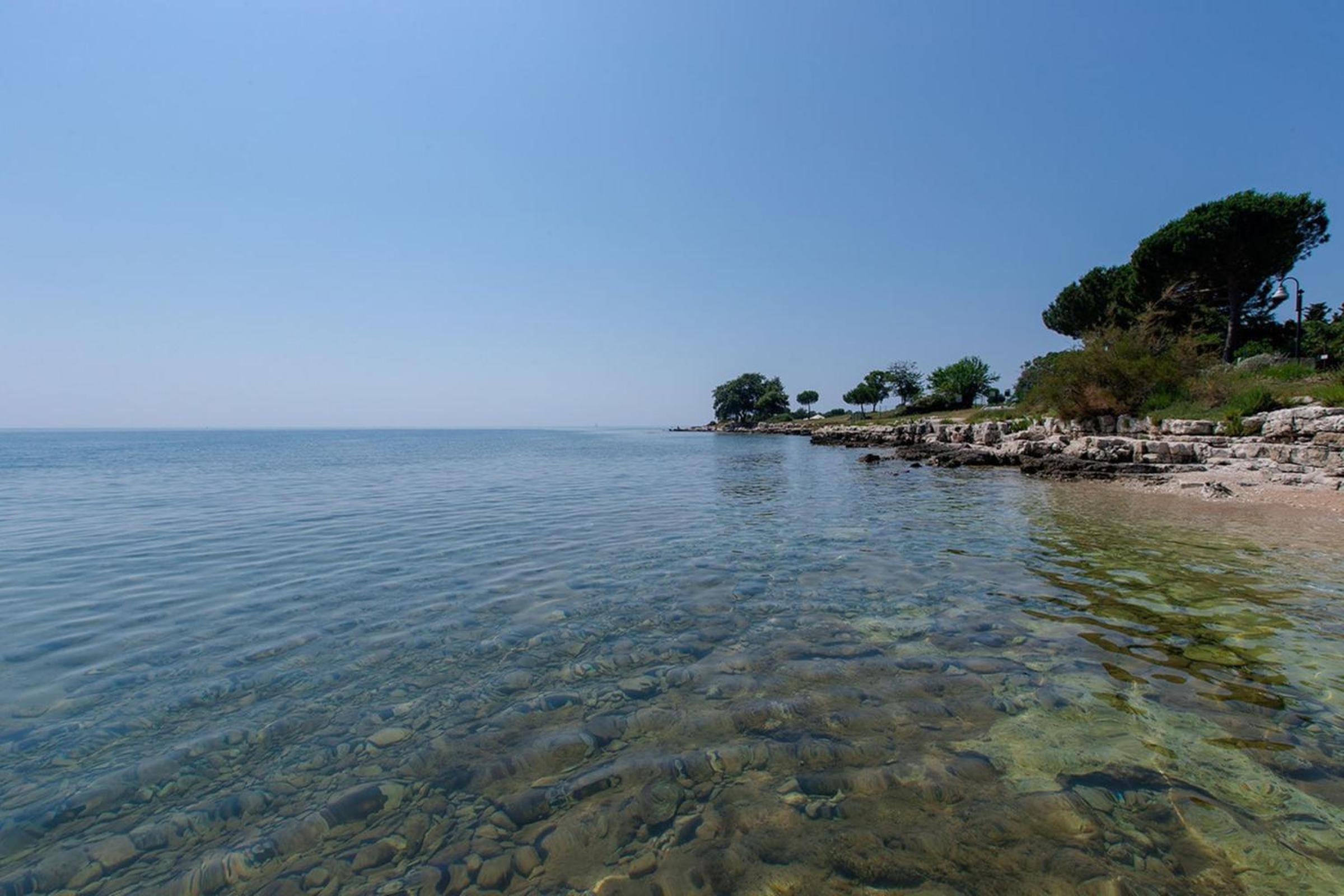 Holiday Home Cosy Summer view 5