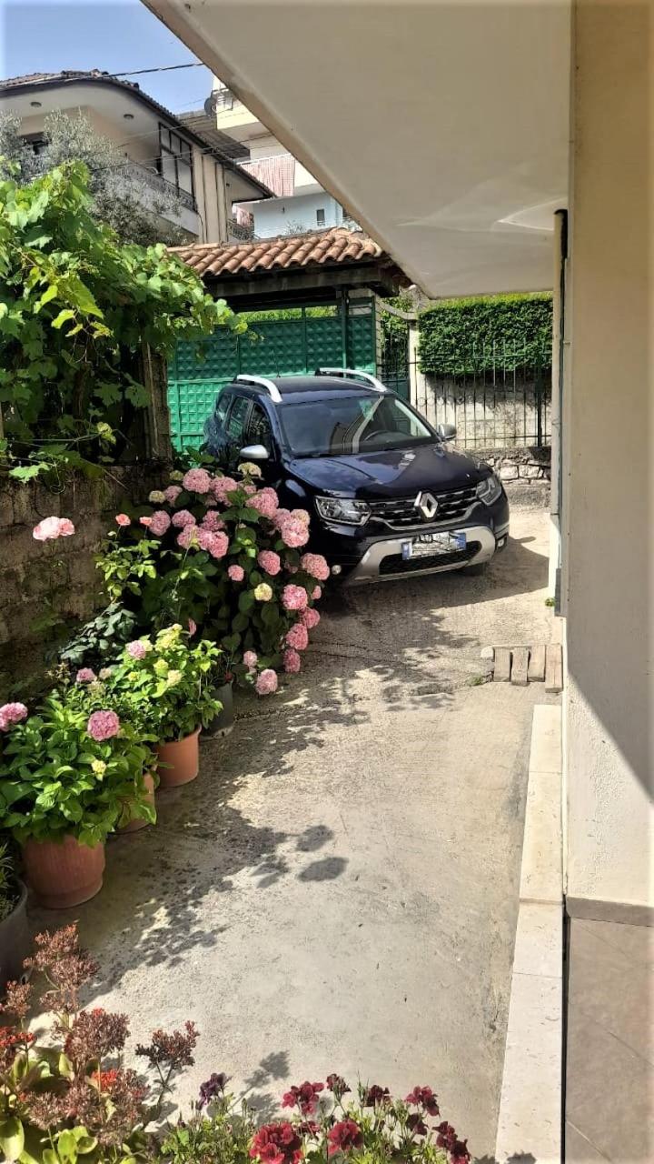 George's Ap Gjirokastër