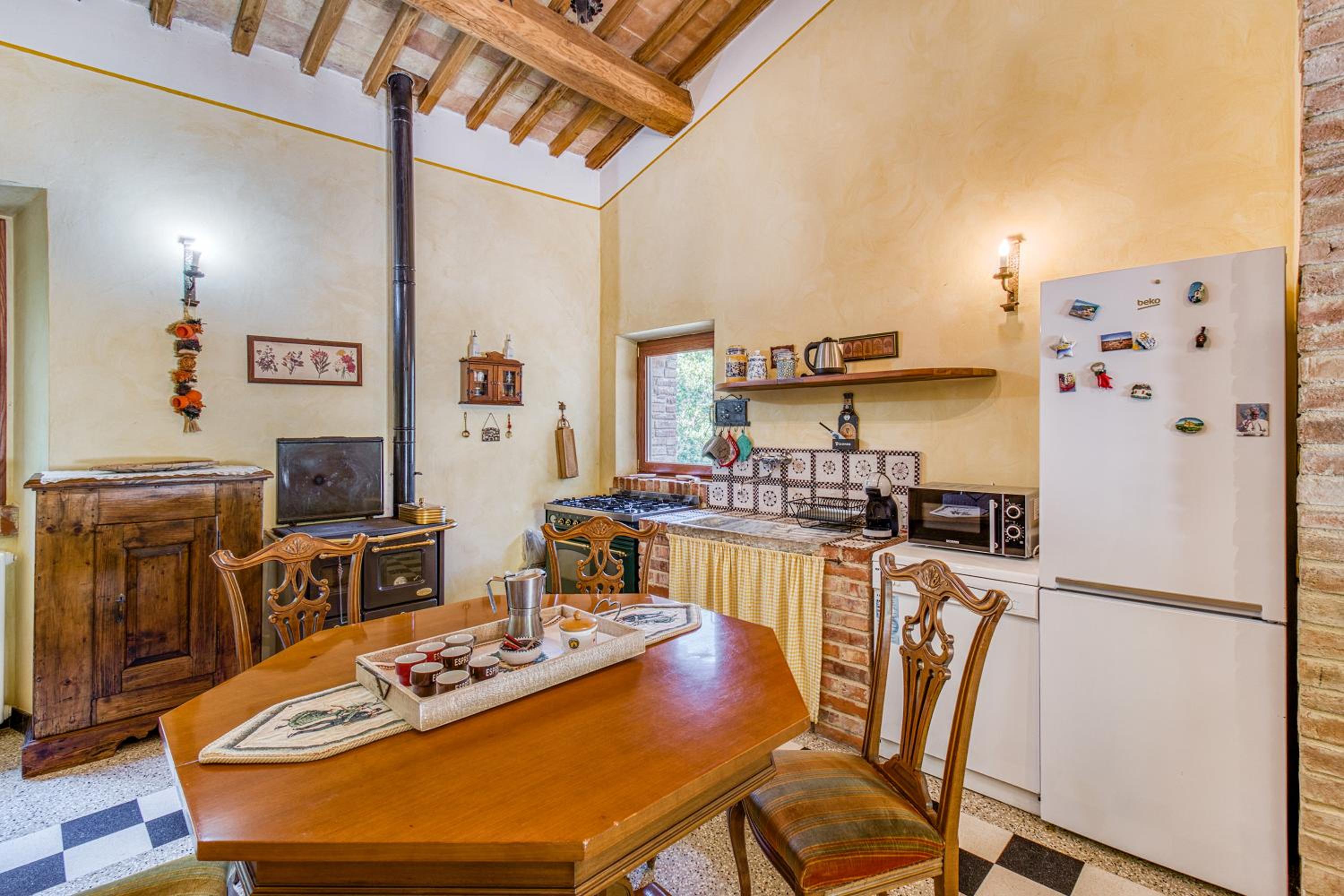 Quercia Close By to Montepulciano - Happy Rentals view 5