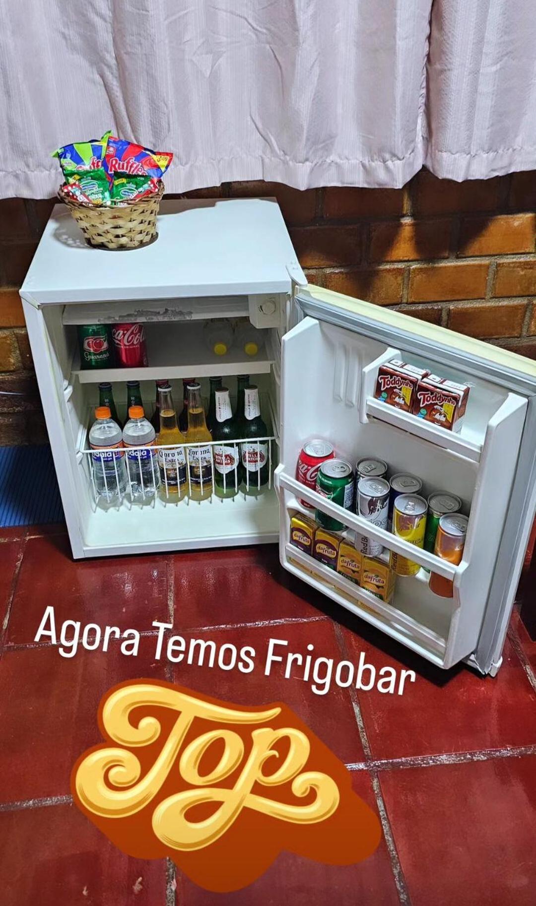Pousada Dona Felicidade Carneiros