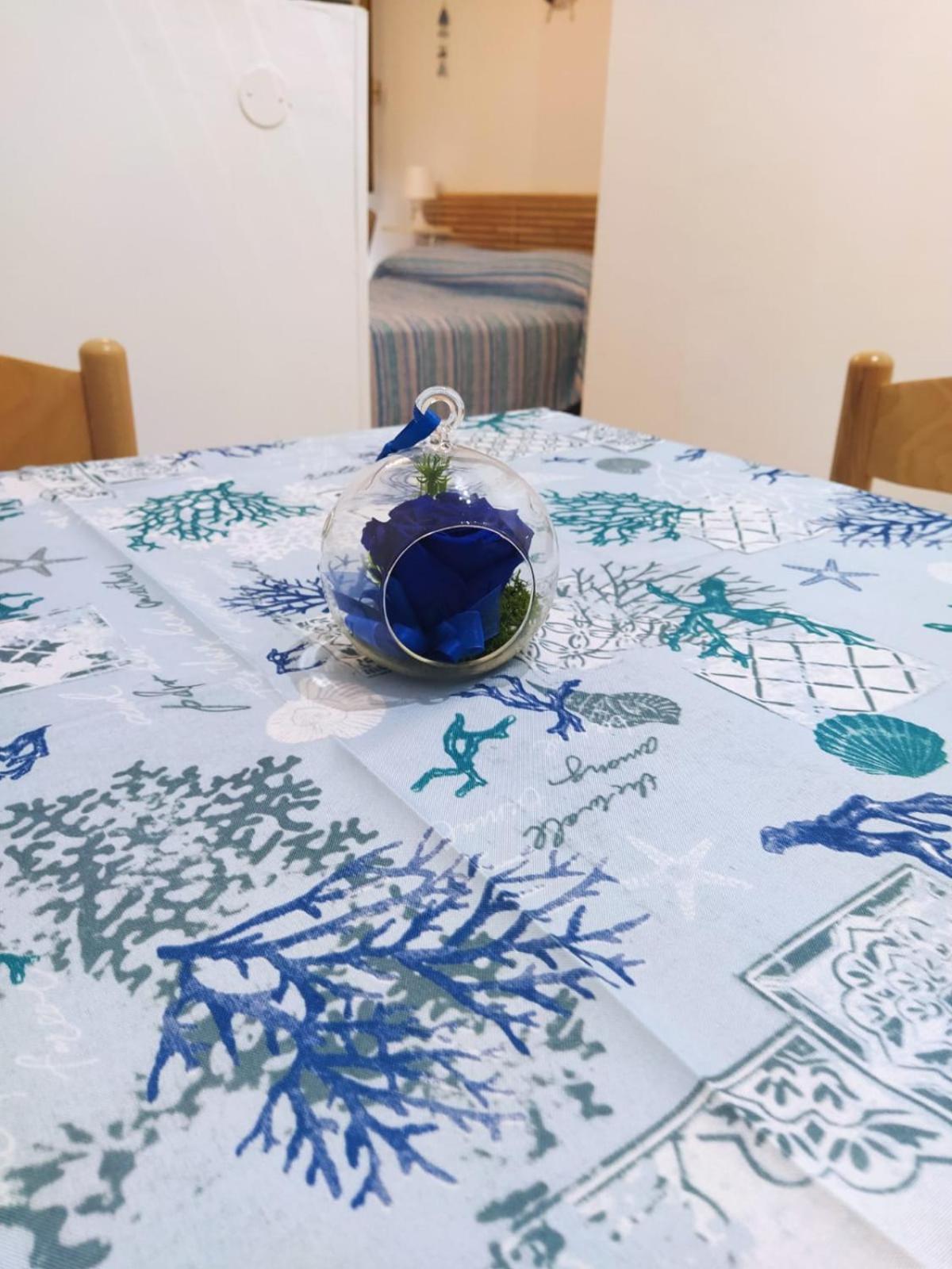 Rosa Blu