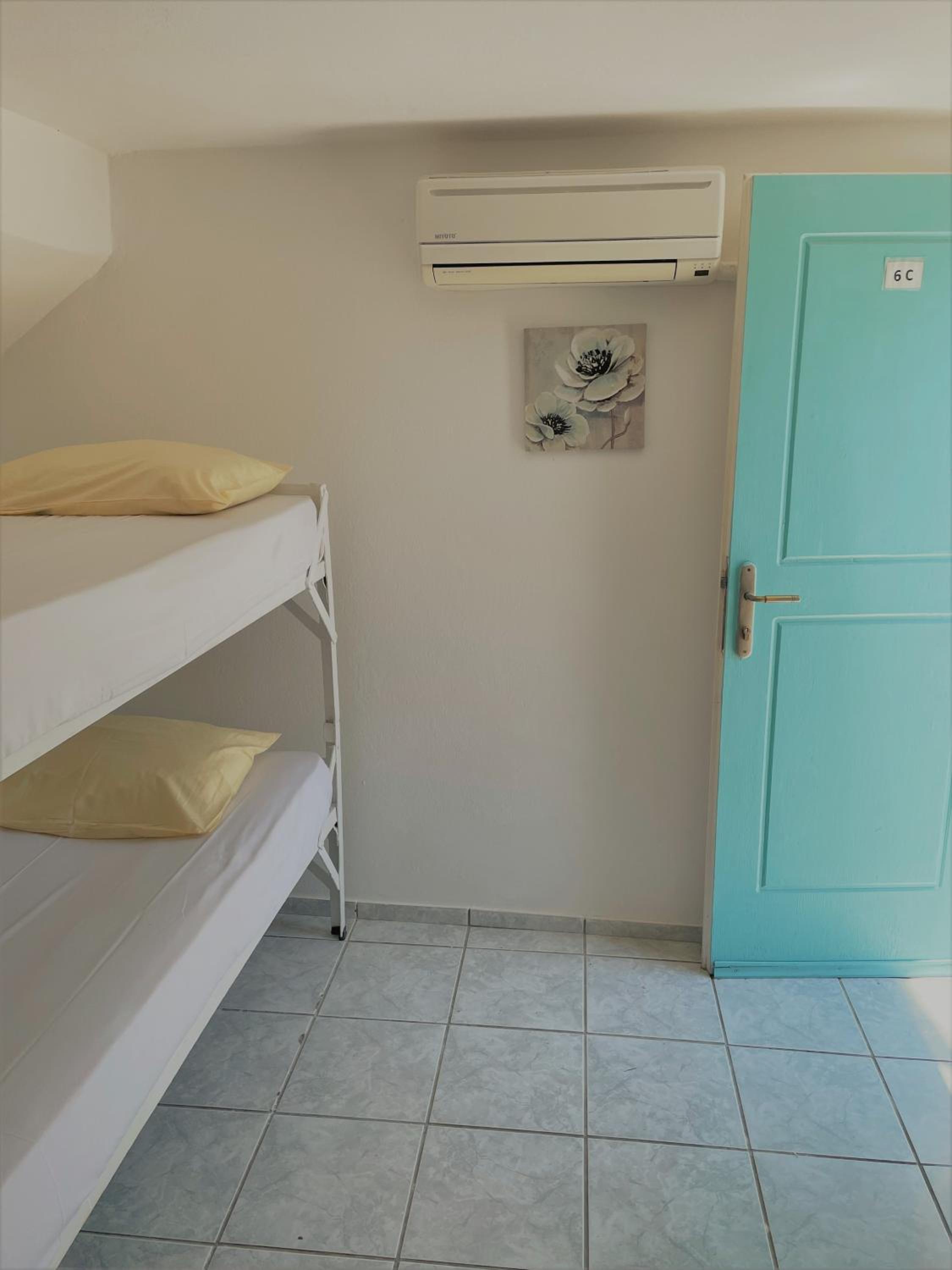 Santorini Camping & Hostel